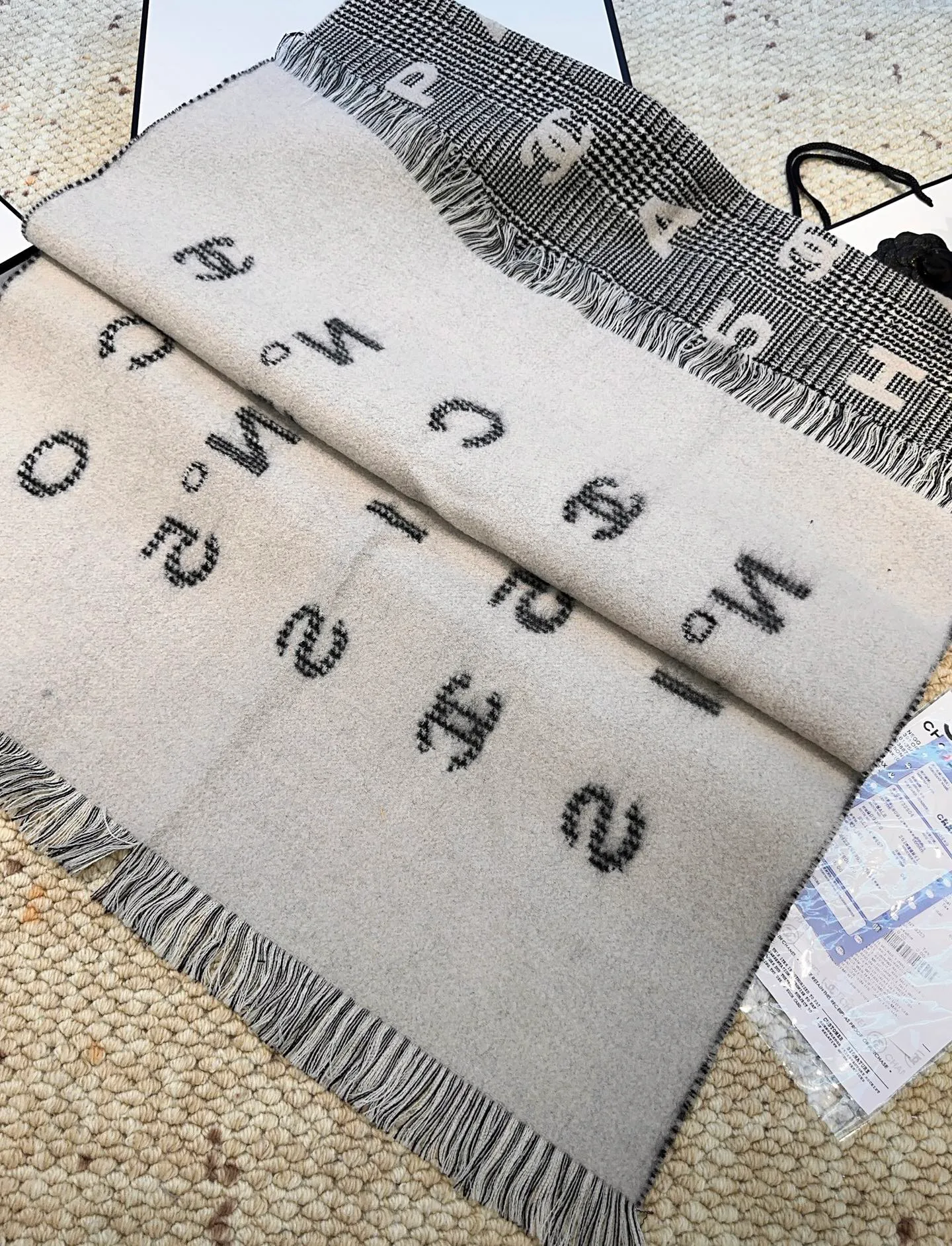 Шарфы Chanel 18401194