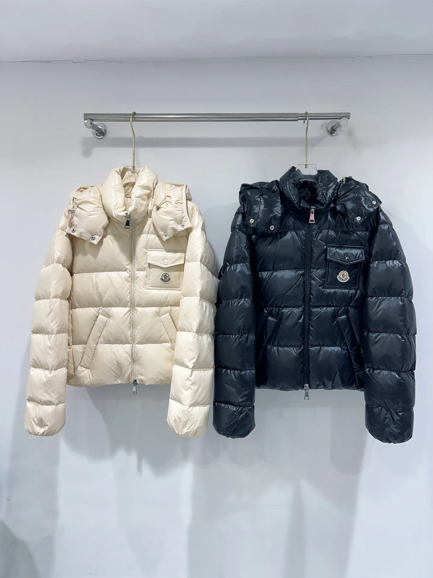 Куртки И Пуховики Женские Moncler 19563150