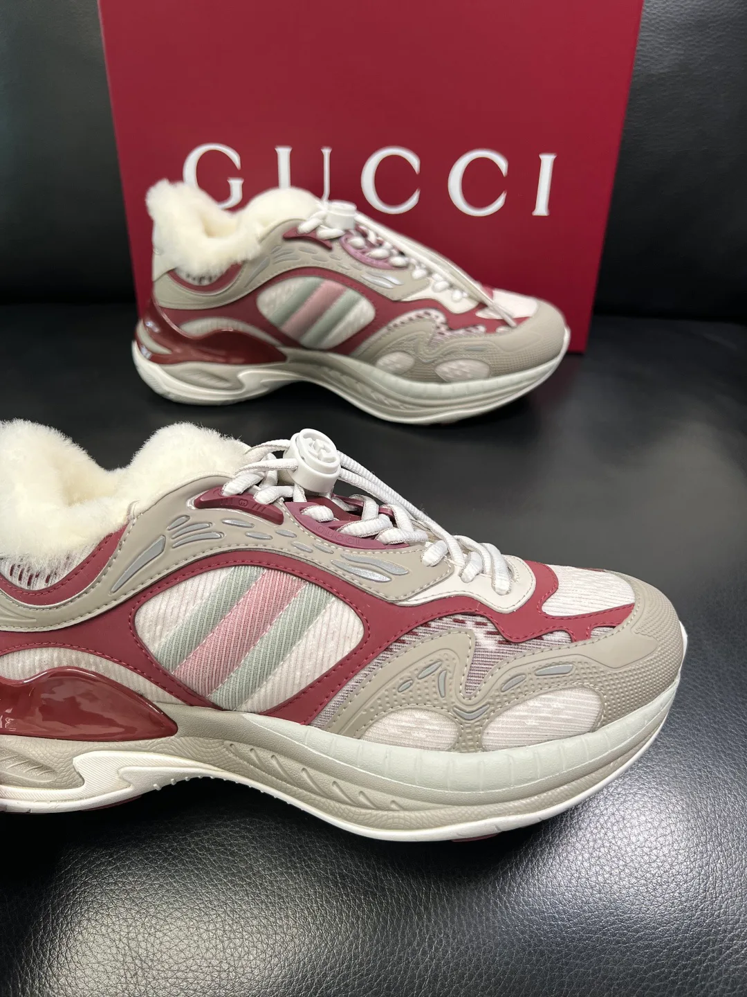 Кроссовки Женские Gucci 420218