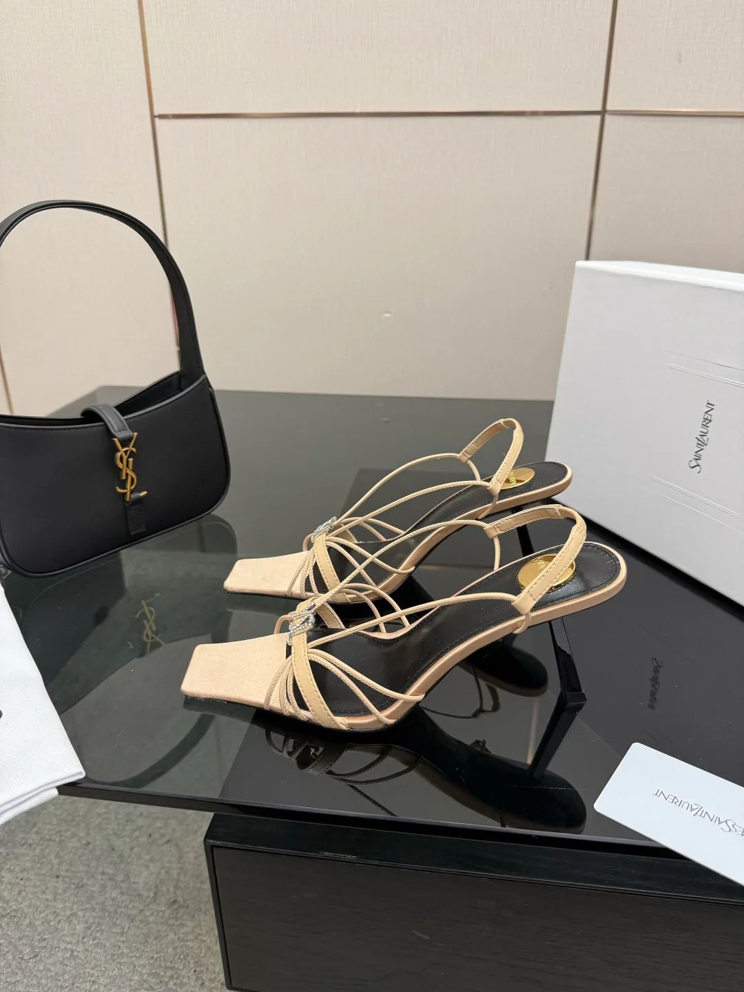 Босоножки Женские Saint Laurent 9632698