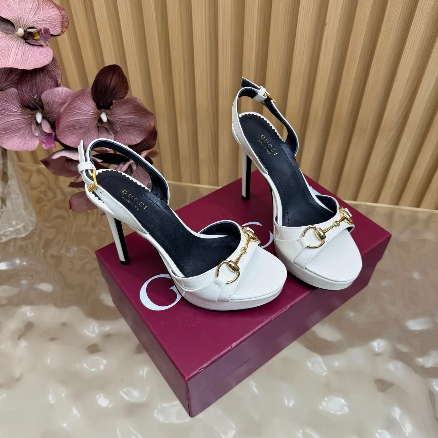 Босоножки Женские Gucci 17448813