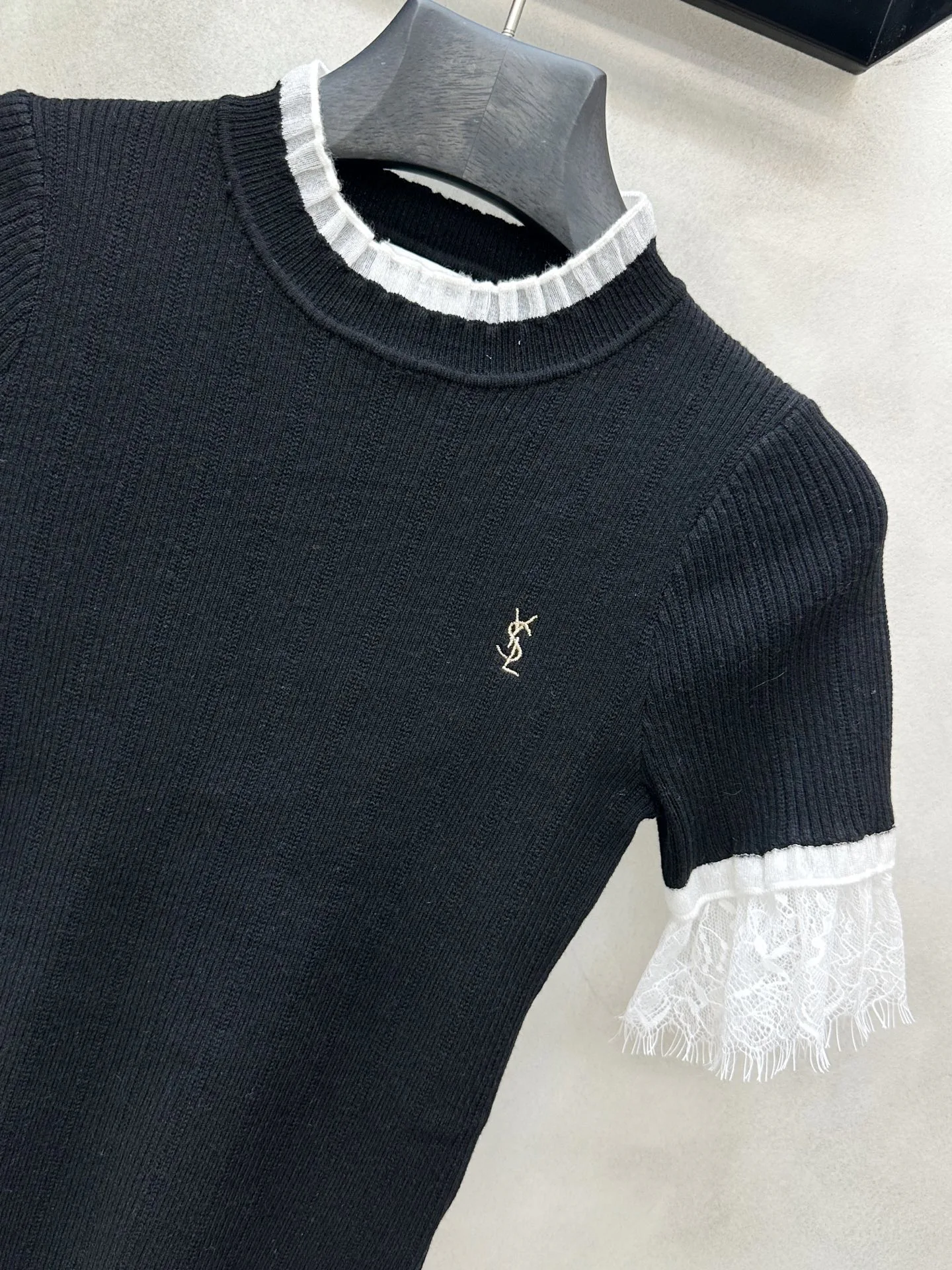 Топы Женские Saint Laurent 11762948