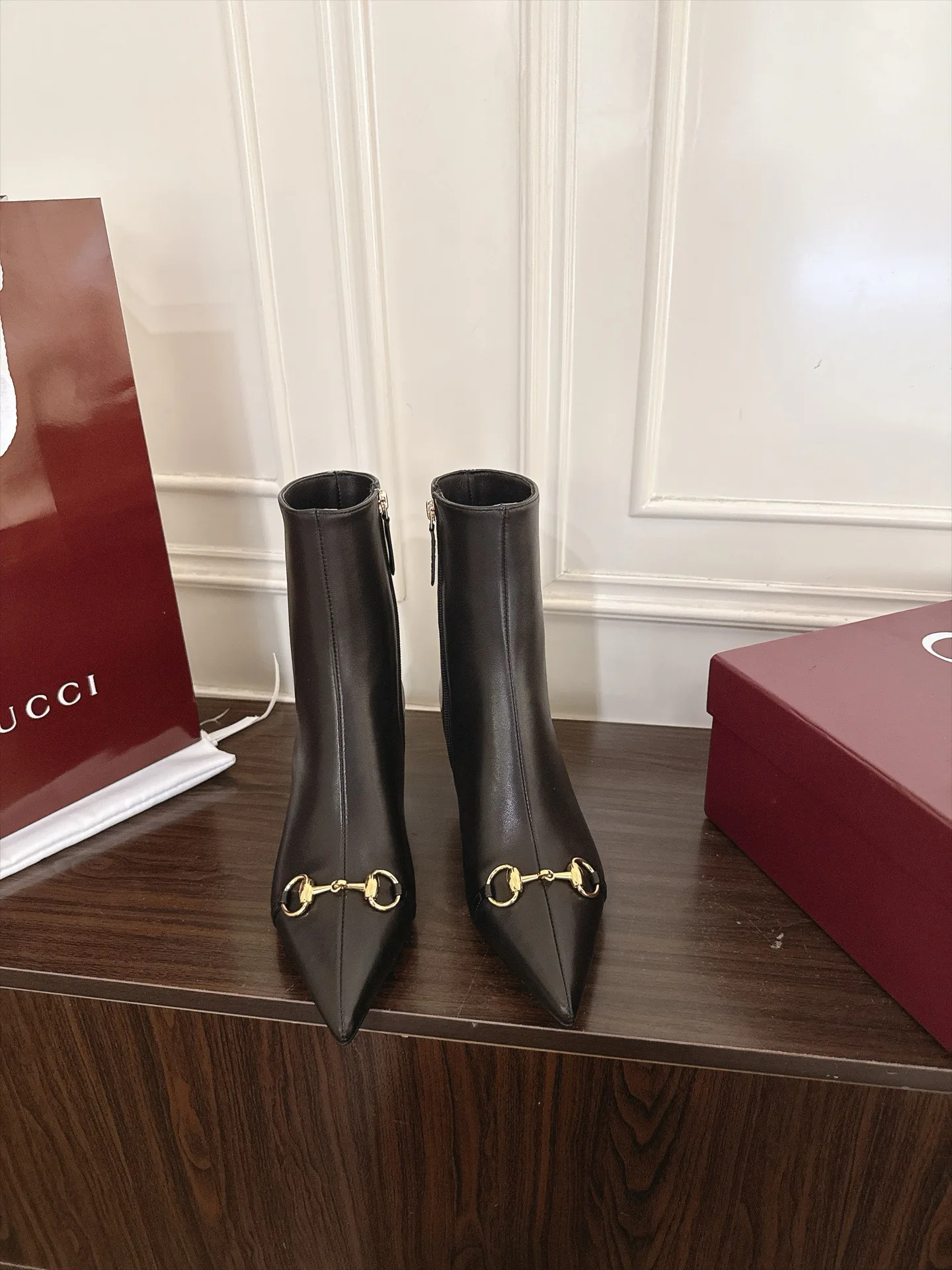 Ботильоны Женские Gucci 18143123