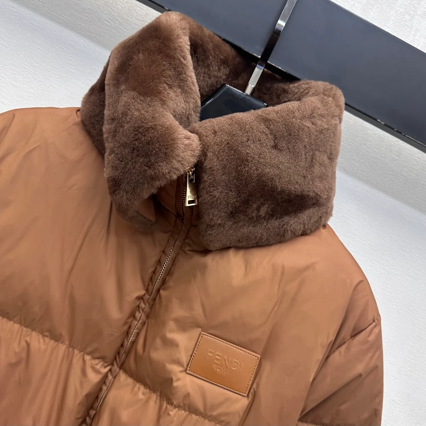 Куртки И Пуховики Женские Fendi 19832309