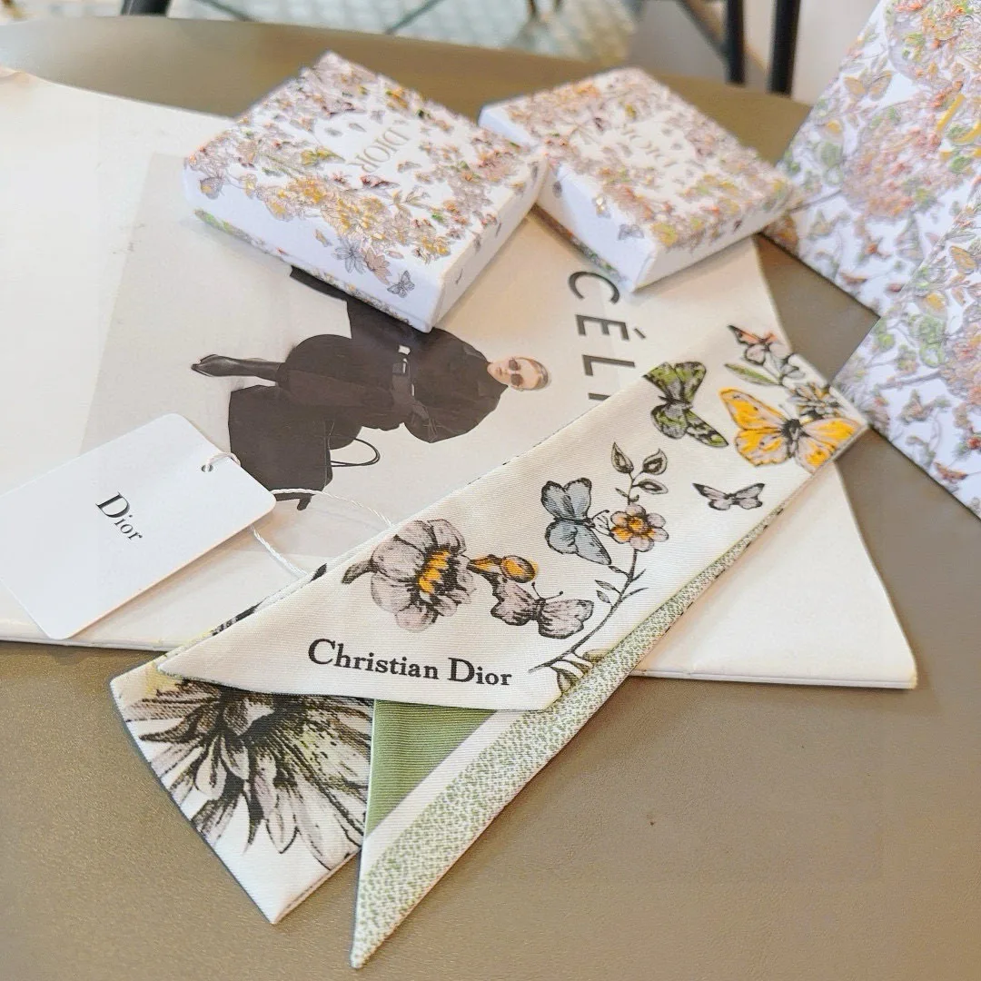 Платки Christian Dior 12918472