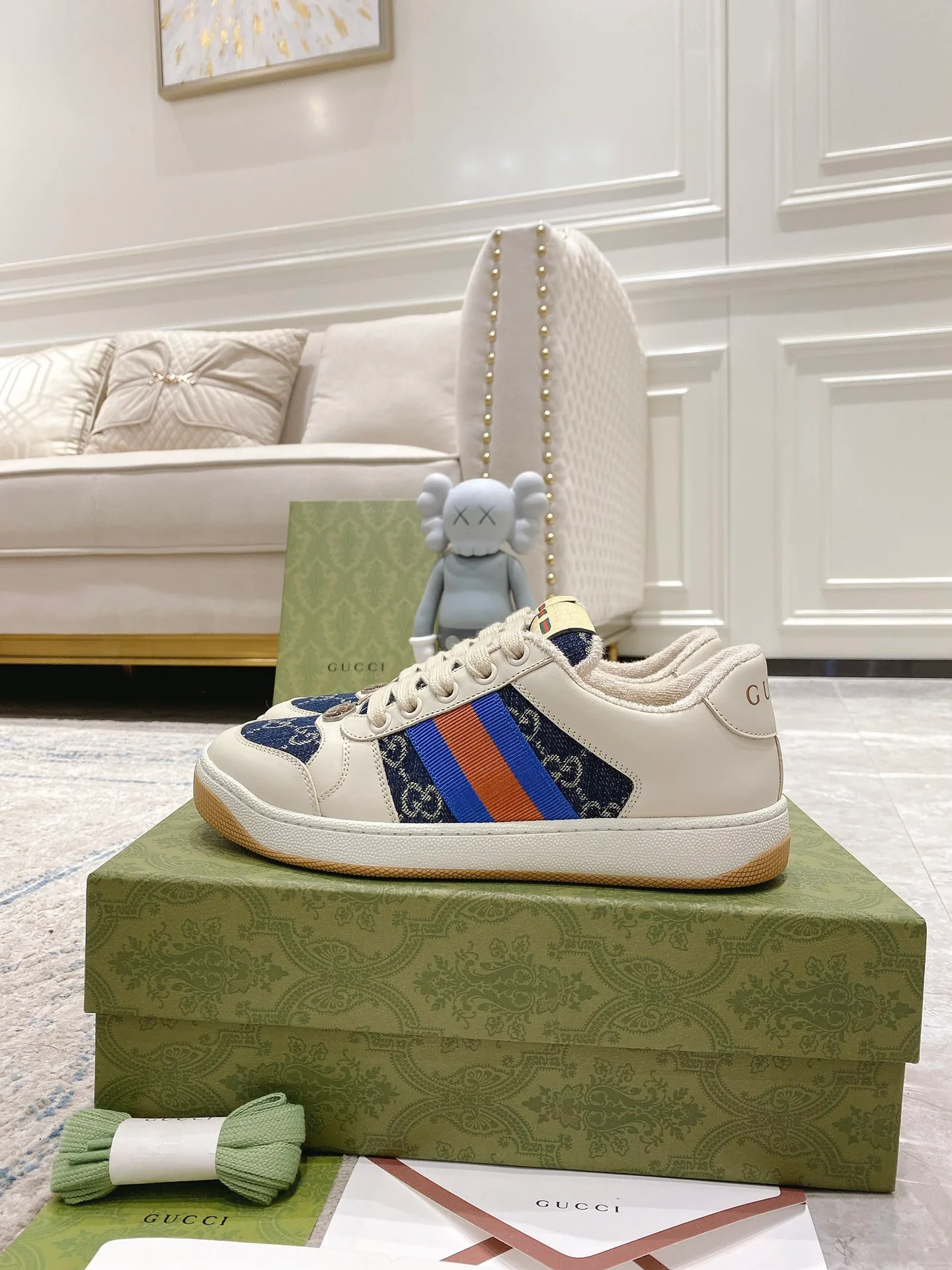 Кроссовки Женские Gucci 944990