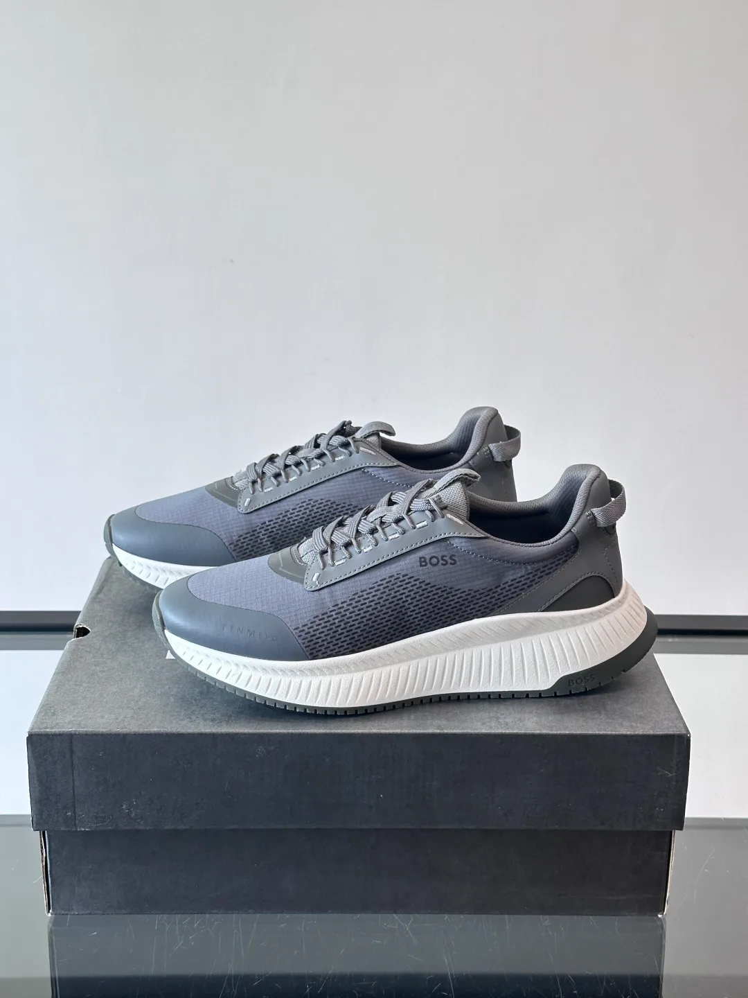 Кроссовки Мужские Hugo Boss 829887