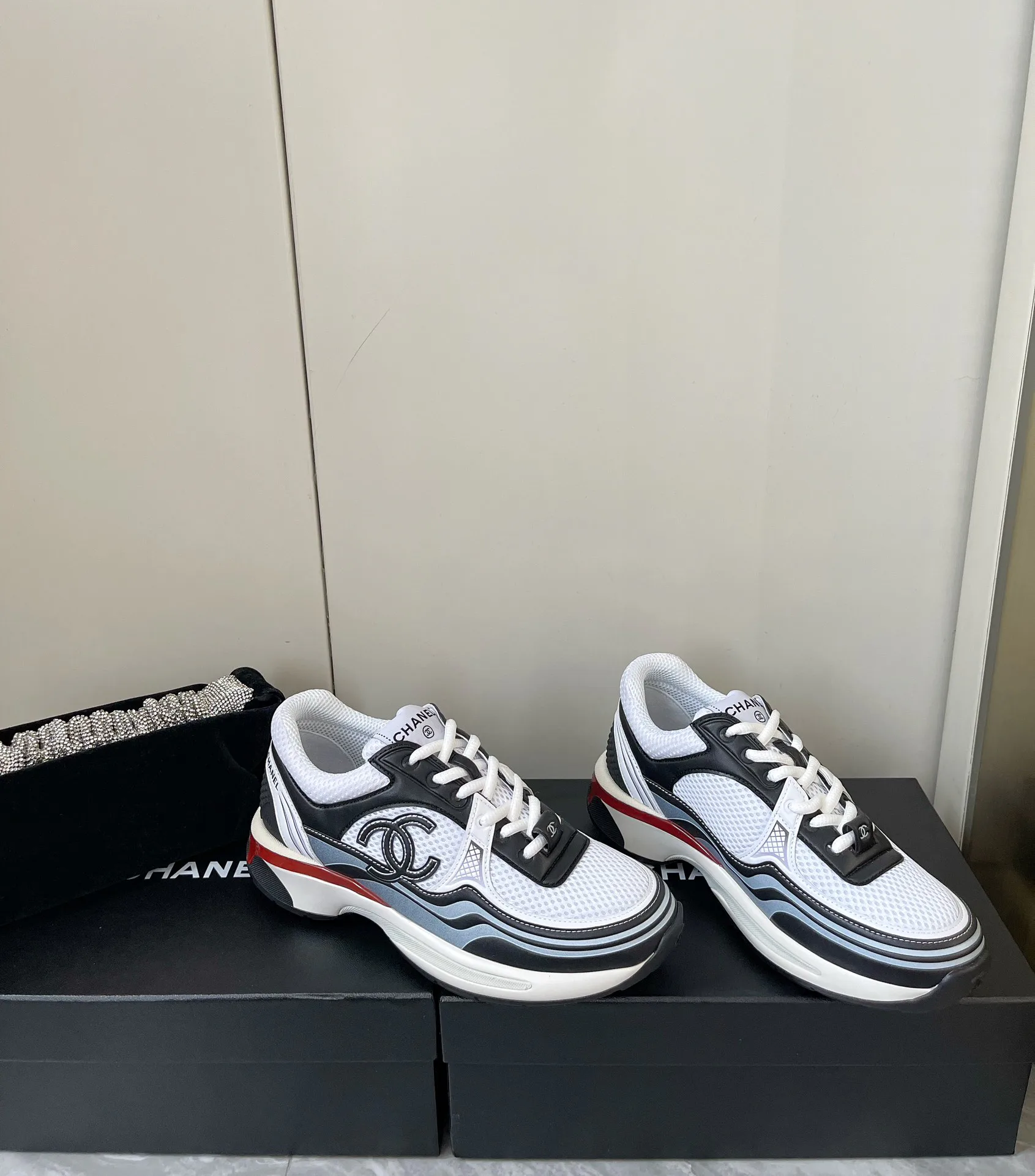 Кроссовки Женские Chanel 8733