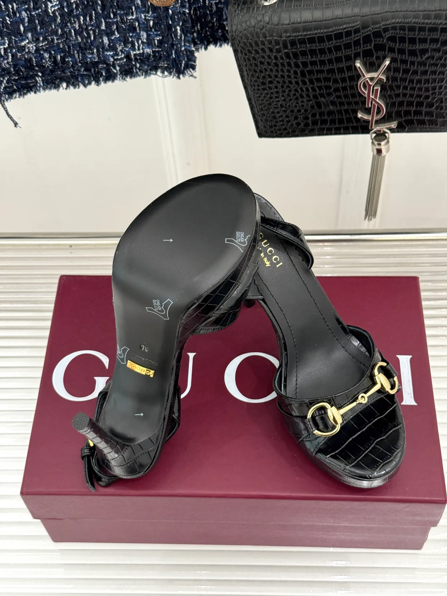 Босоножки Женские Gucci 17646532