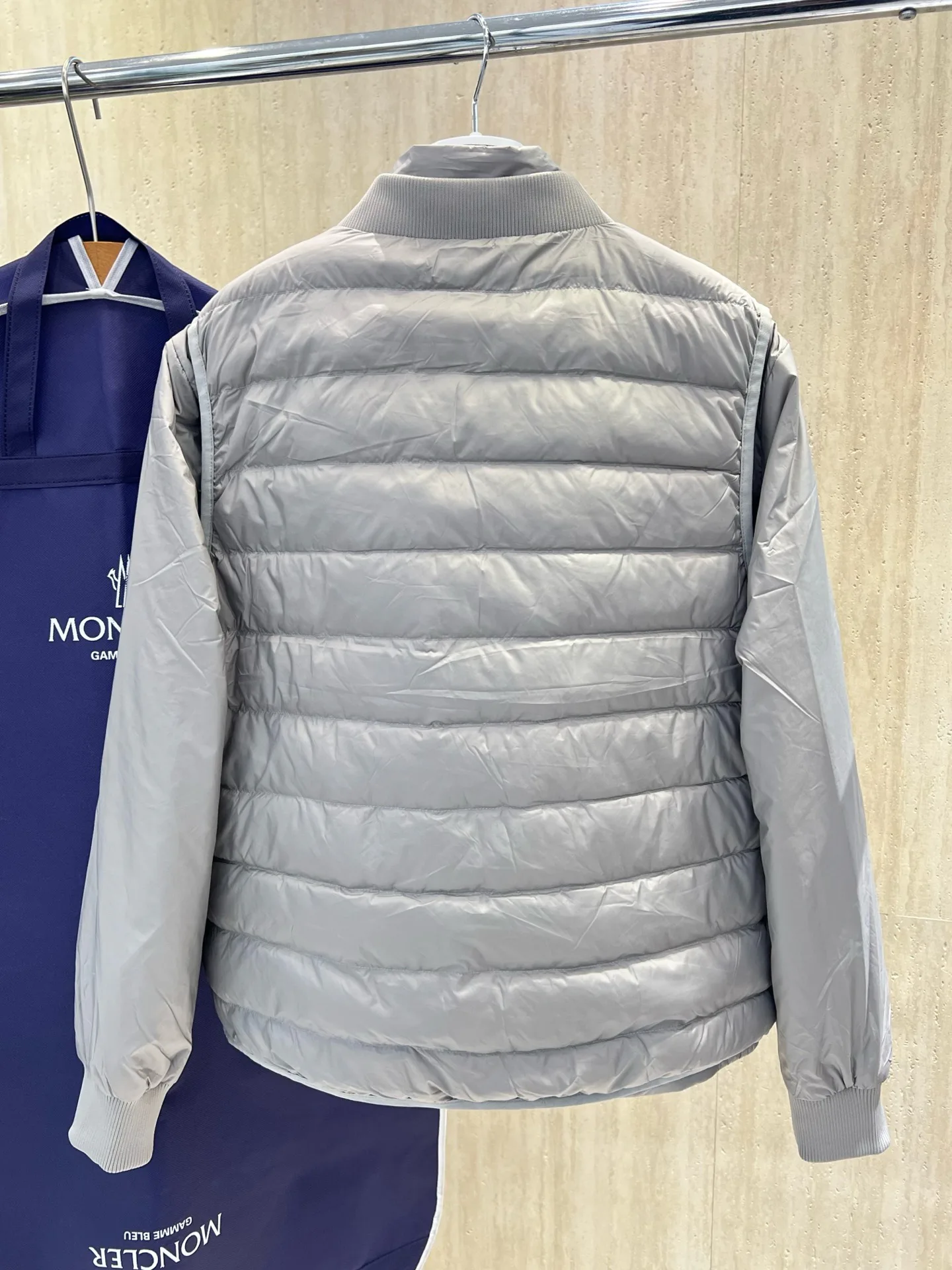Куртки И Пуховики Женские Moncler 18264466
