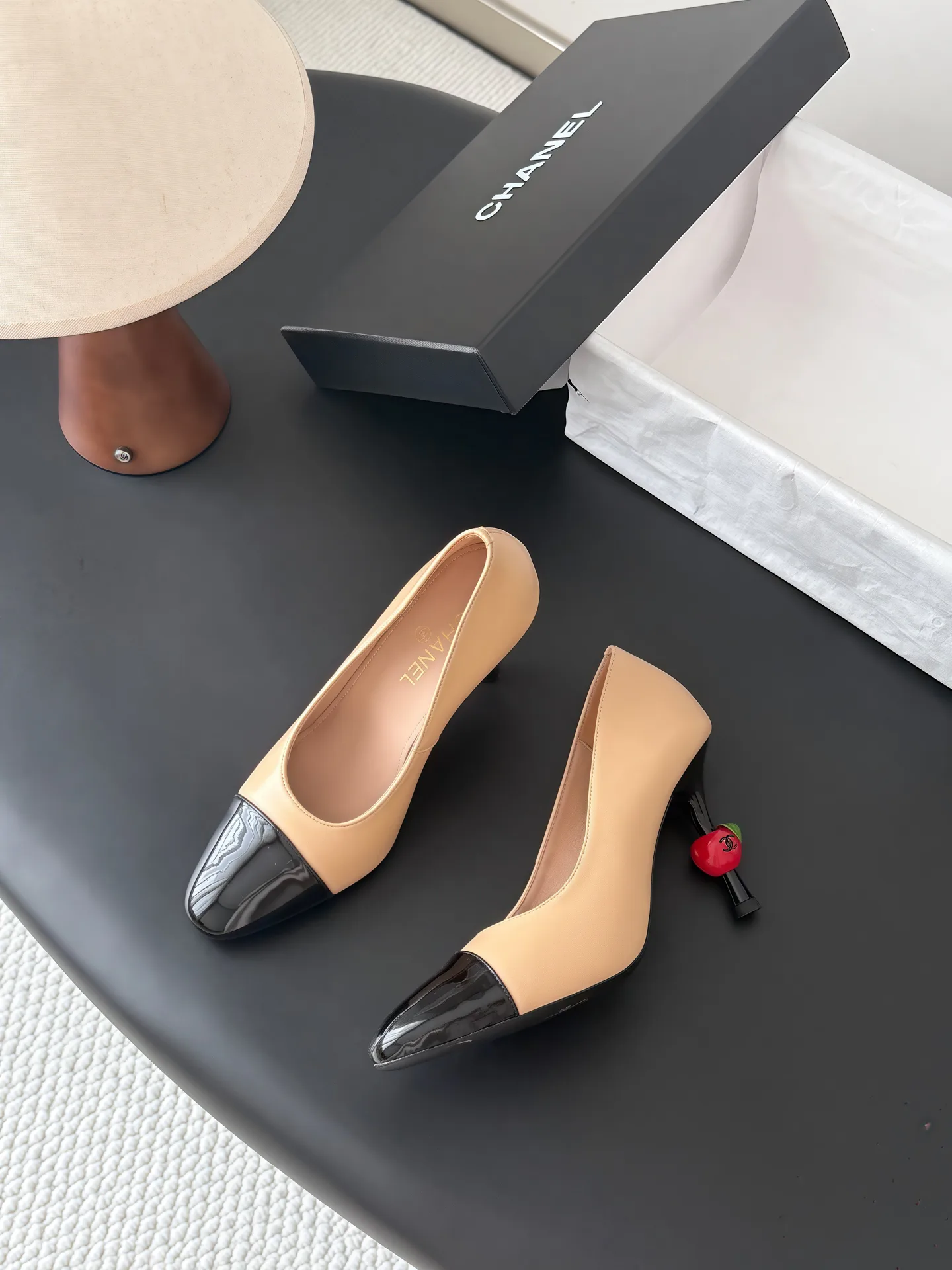 Туфли Женские Chanel 18053684