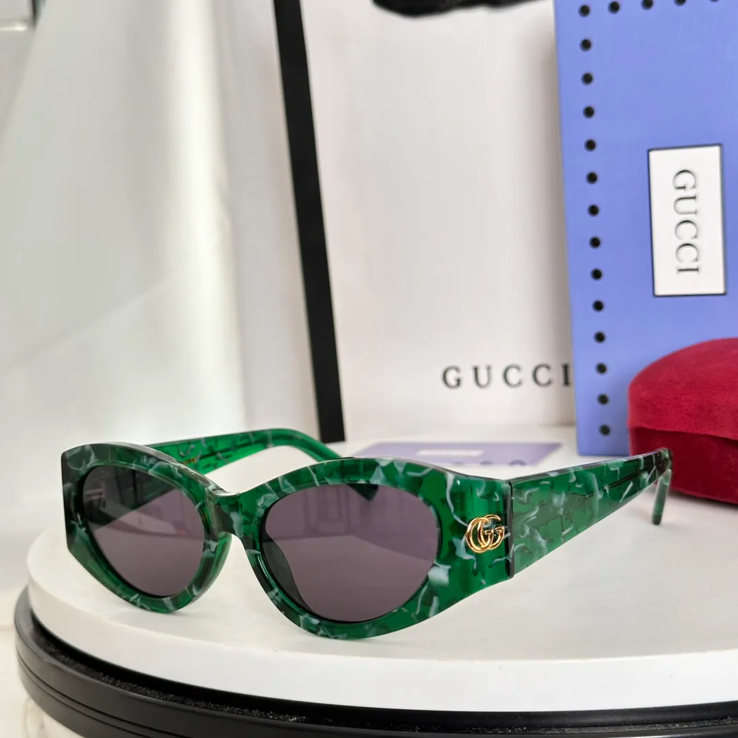 Очки Gucci 113025