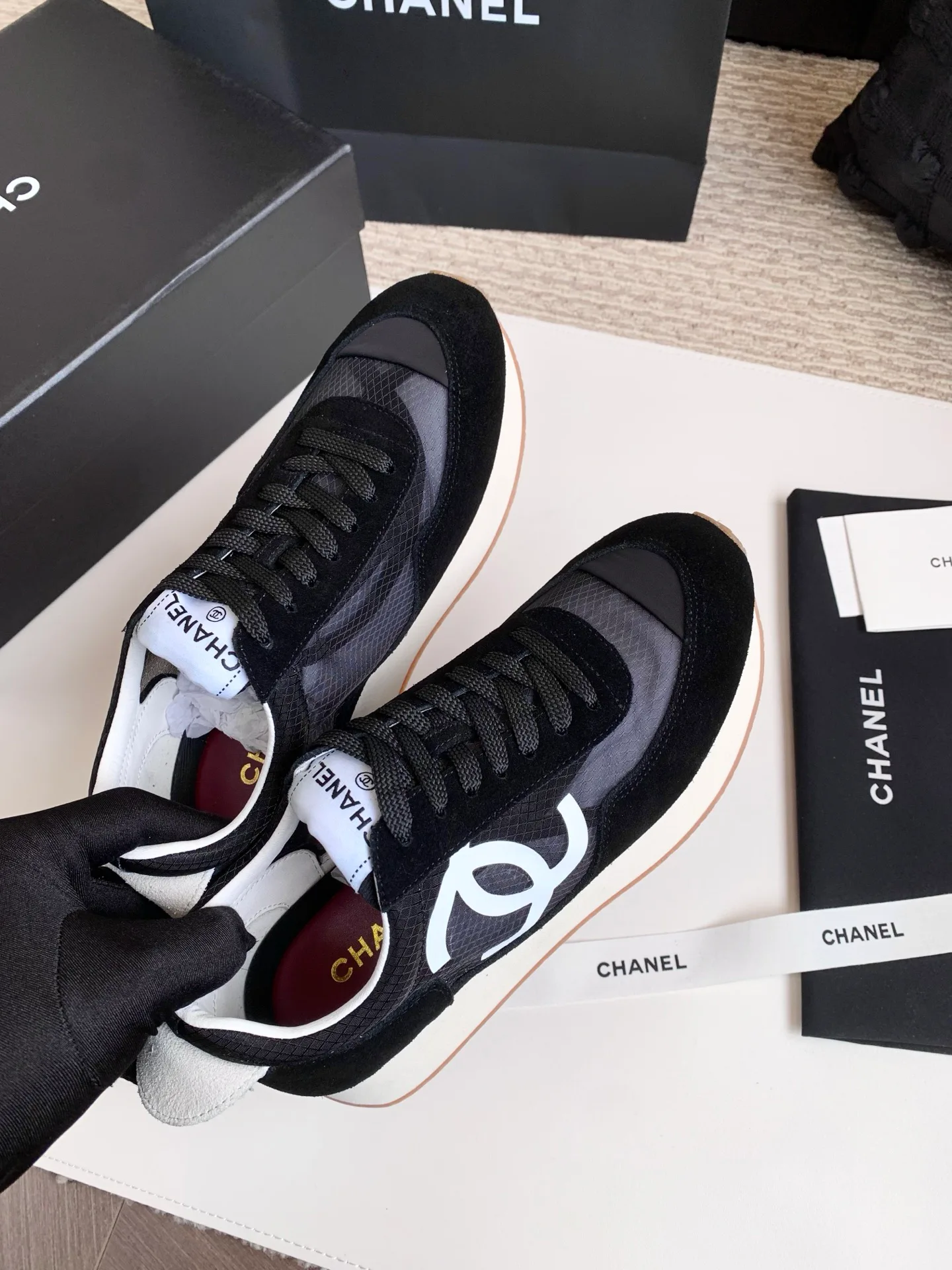 Кроссовки Женские Chanel 11330230