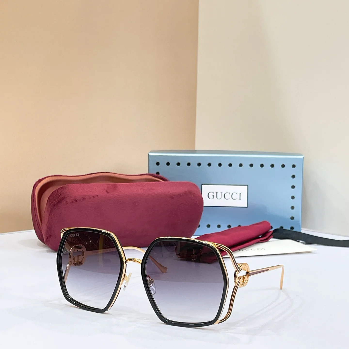 Очки Gucci 17381277