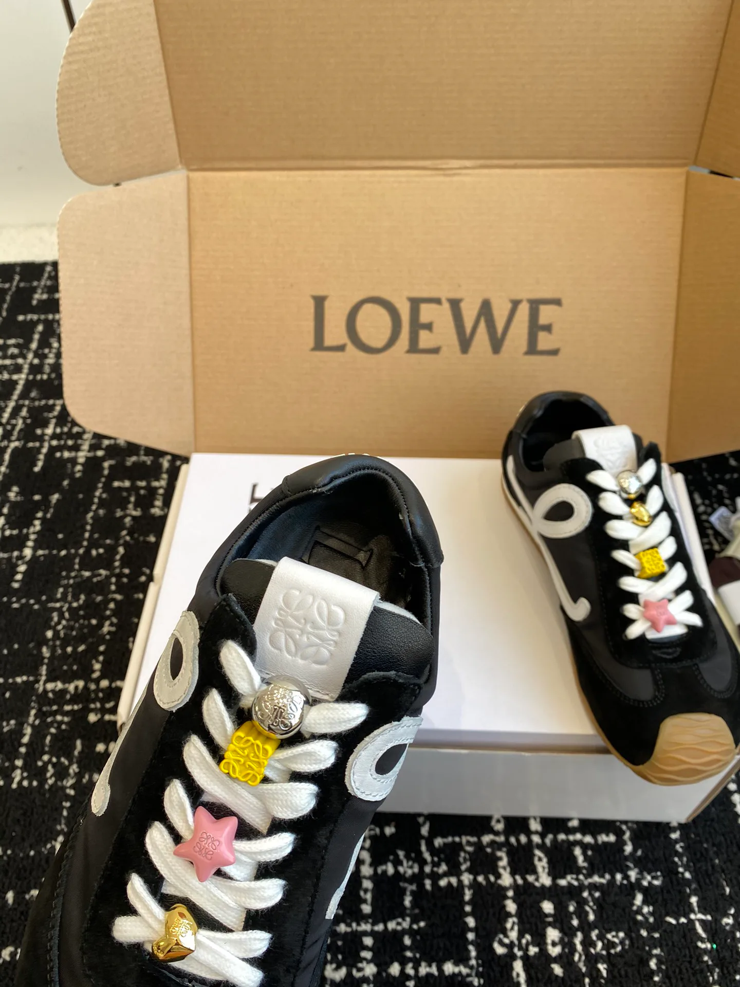 Кроссовки Женские Loewe 12916551