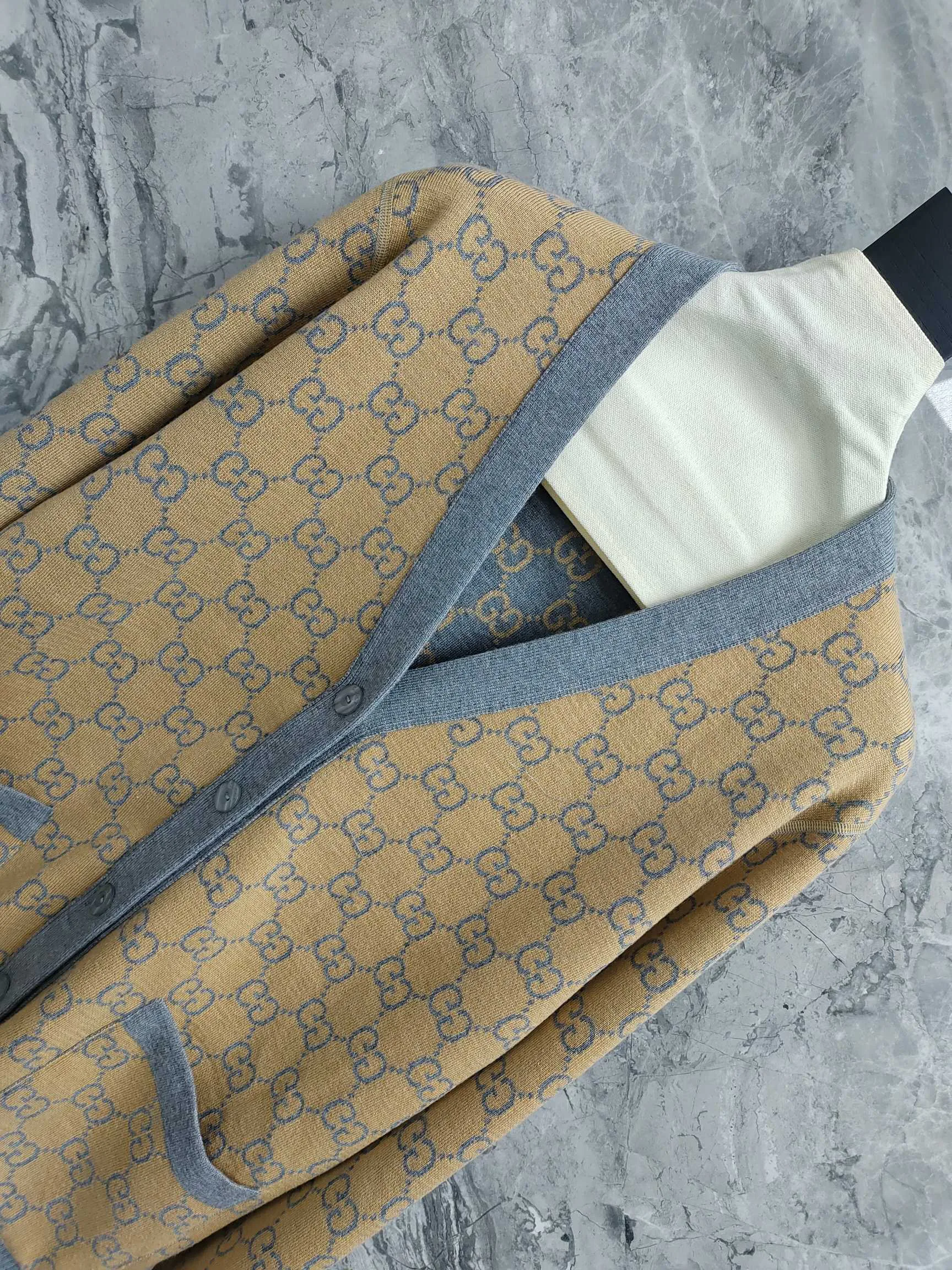 Джемперы И Свитеры Женские Gucci 19045230