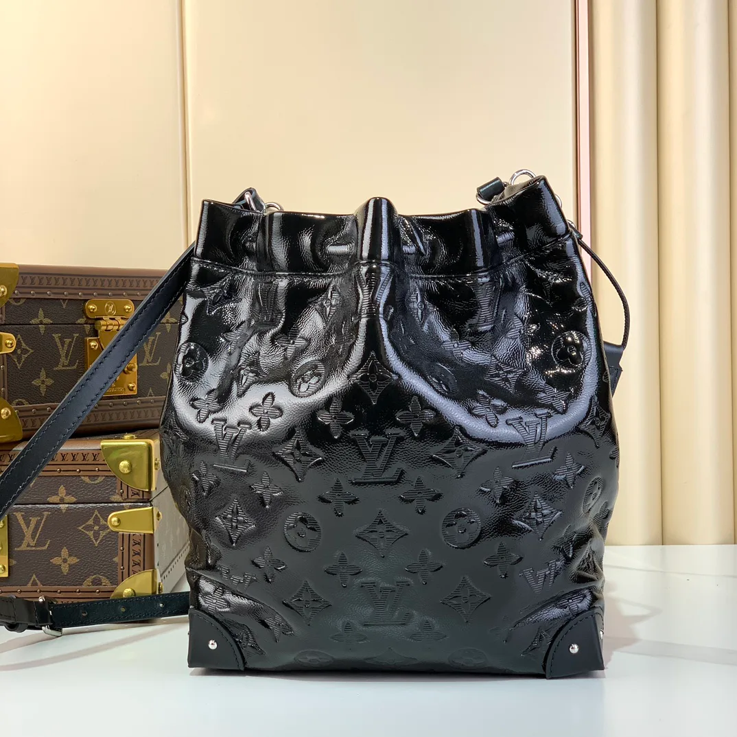 Классические Сумки Женские Louis Vuitton 18618