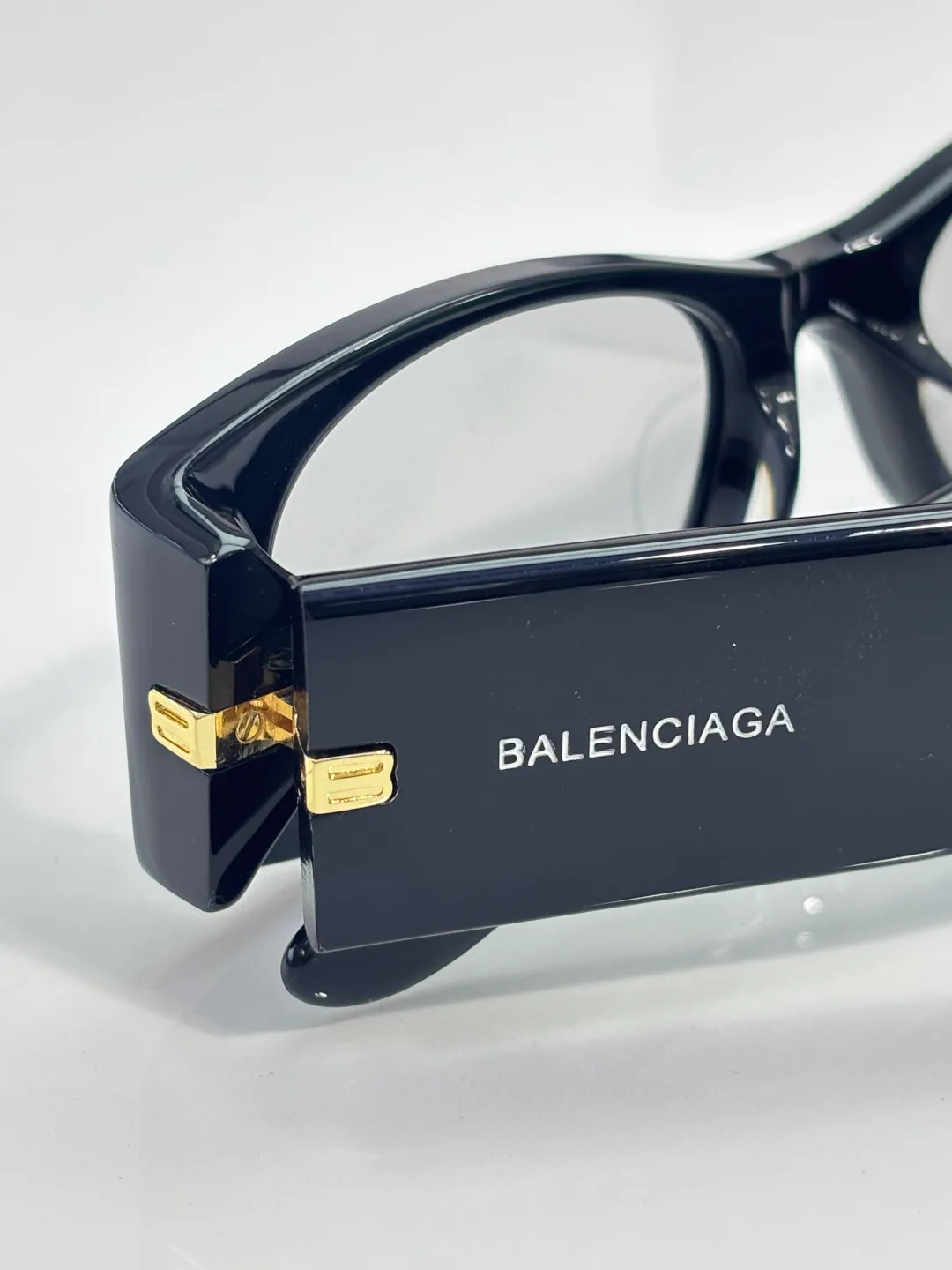 Очки Balenciaga 18059731