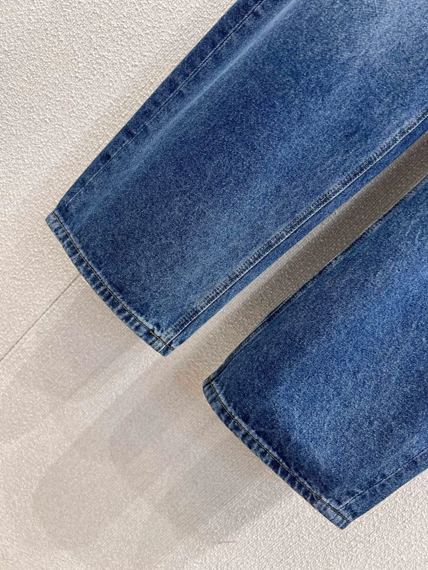 Джинсы Женские Miu Miu 566260