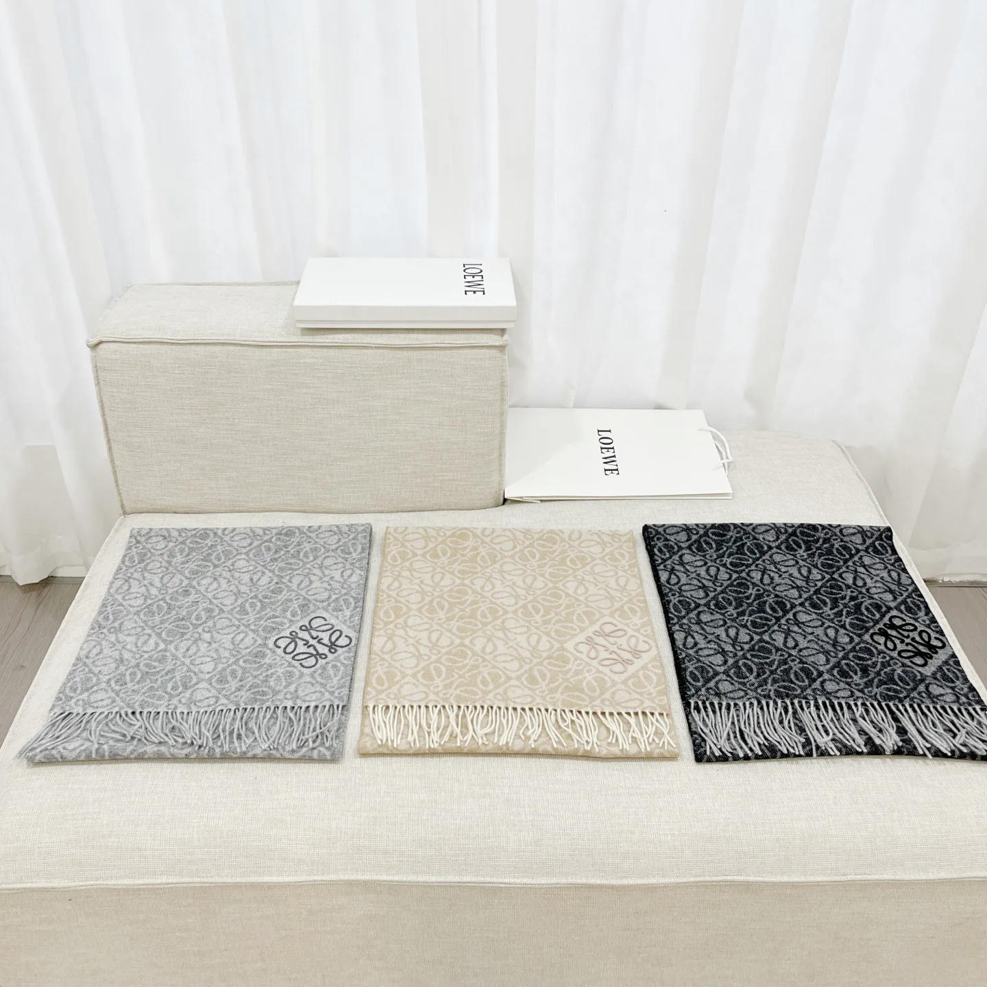 Шарфы Loewe 240028