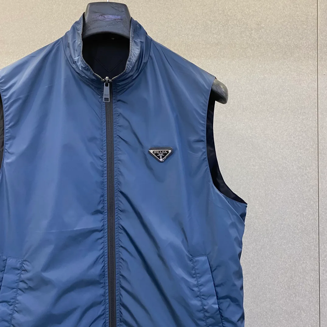 Жилеты Мужские Prada 11193223