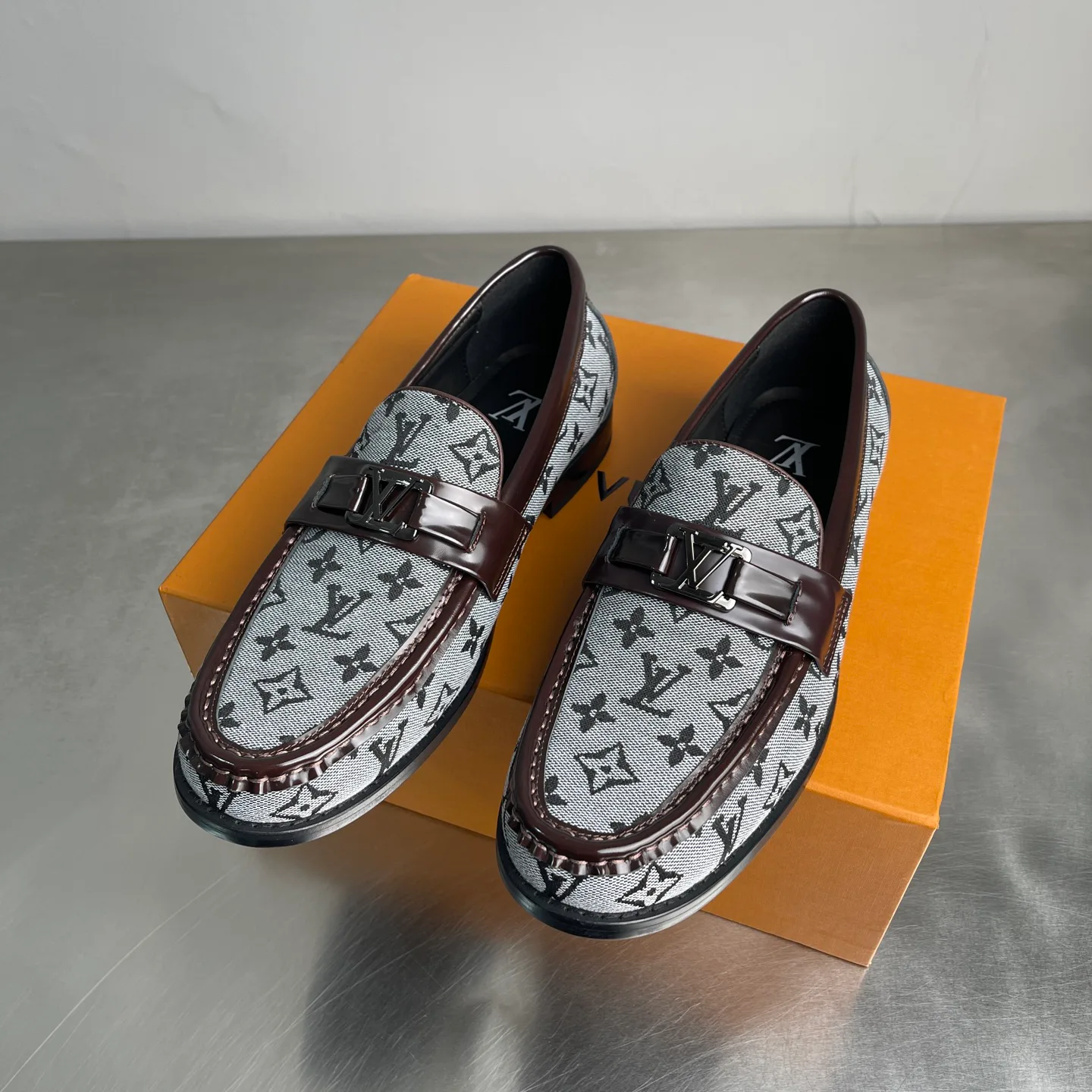 Лоферы И Туфли Мужские Louis Vuitton 18519404