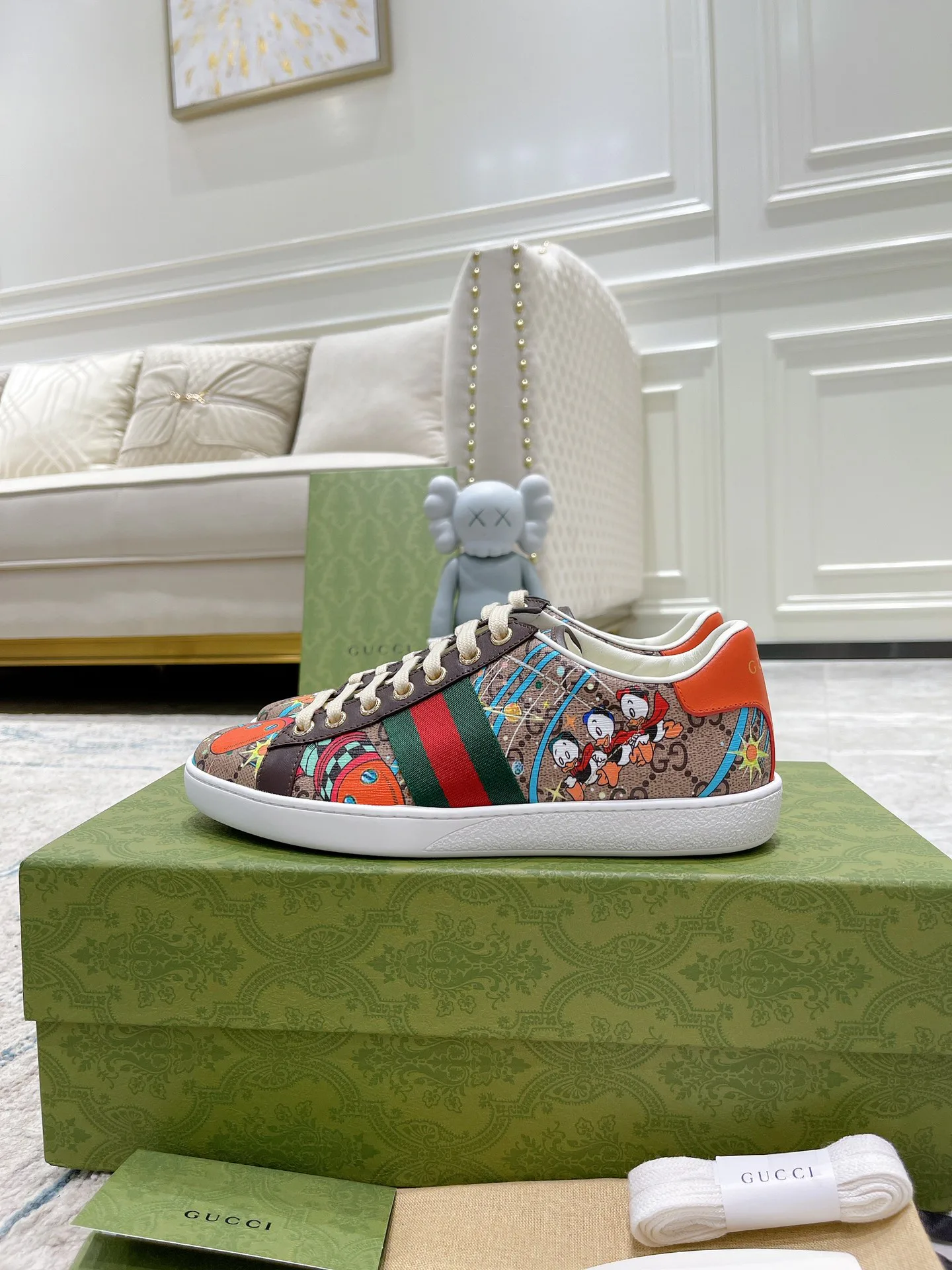 Кроссовки Женские Gucci 17620445