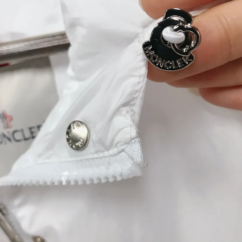 Куртки И Пуховики Женские Moncler 11577239