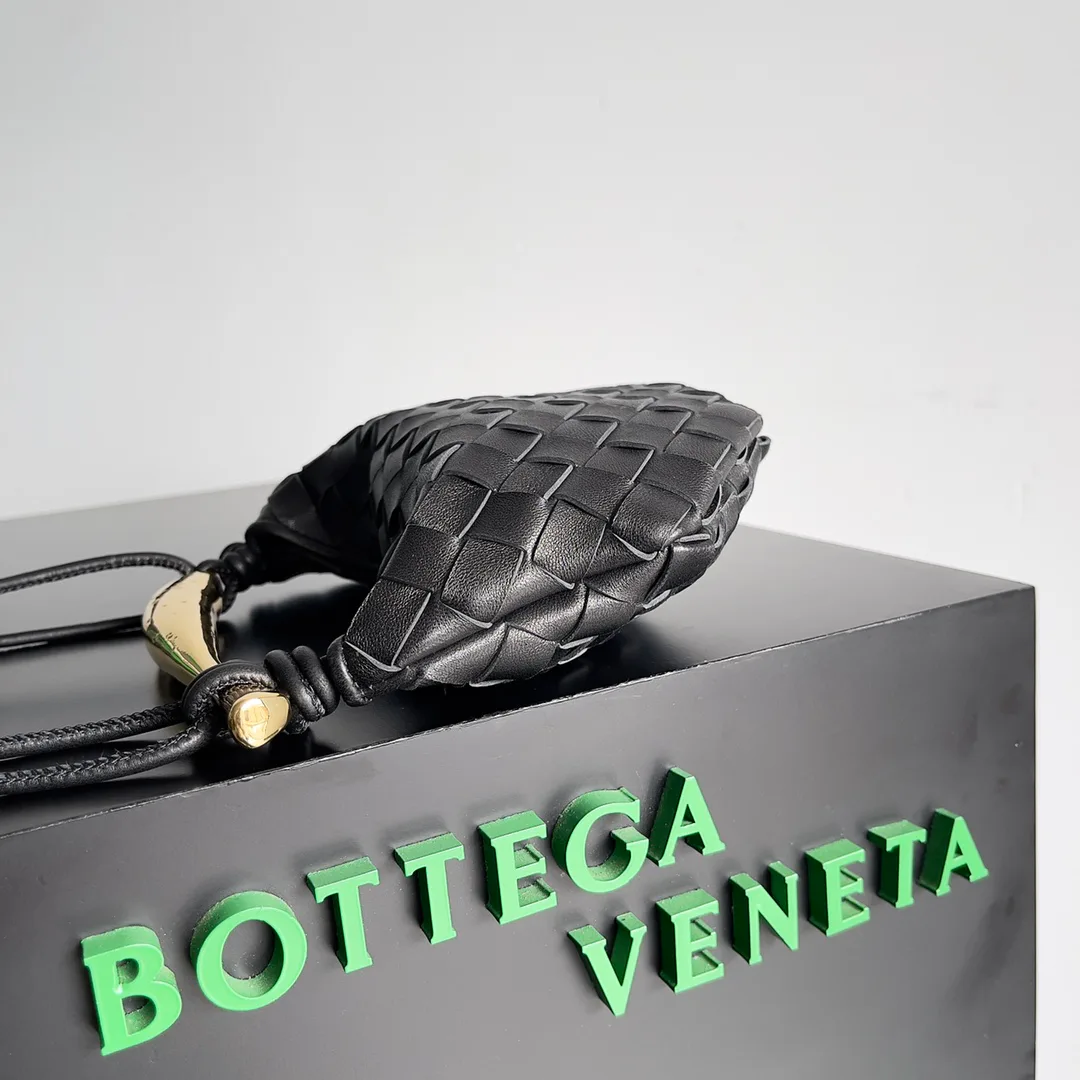 Сумки На Ремне Женские Bottega Veneta 12788330