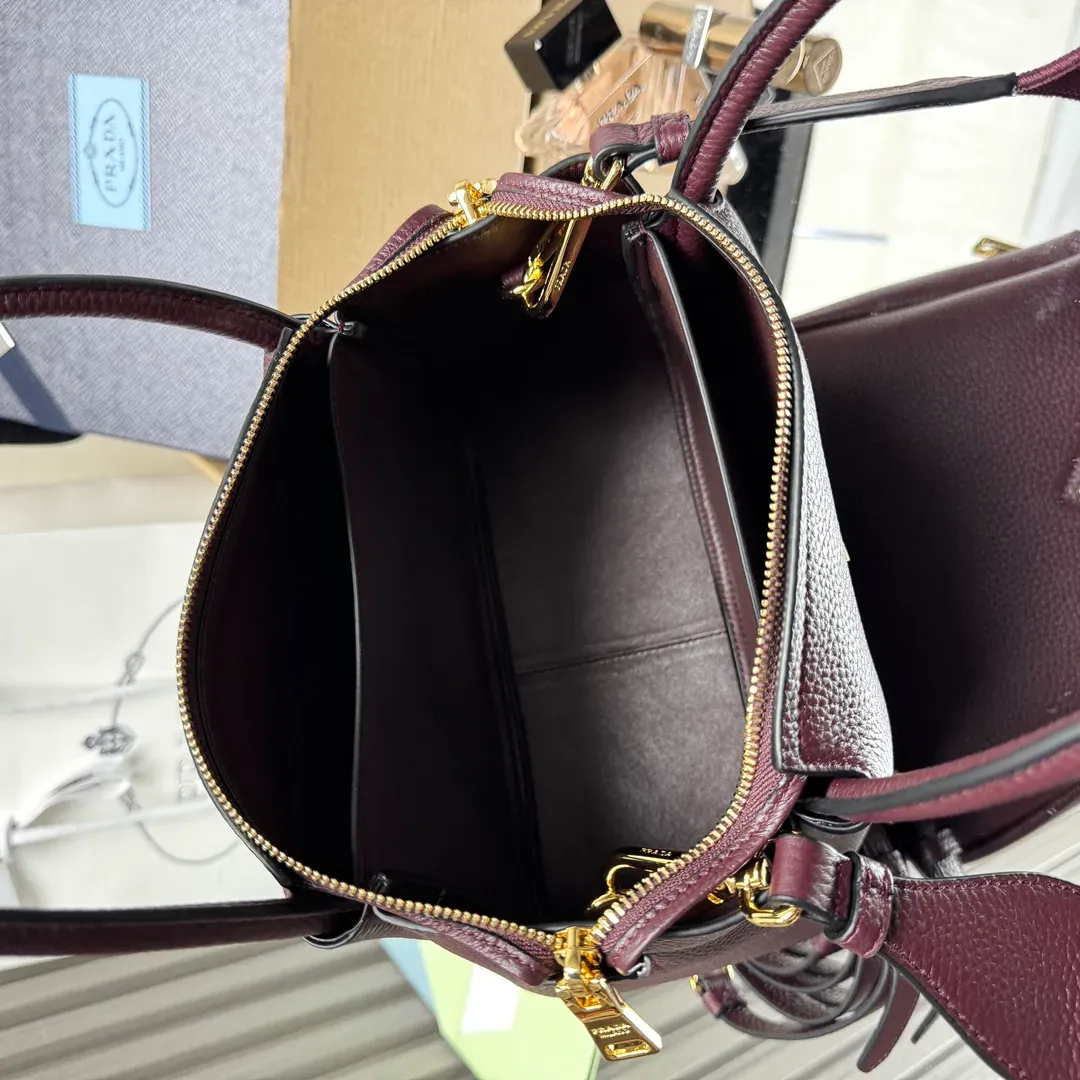 Сумки На Ремне Женские Prada 274236