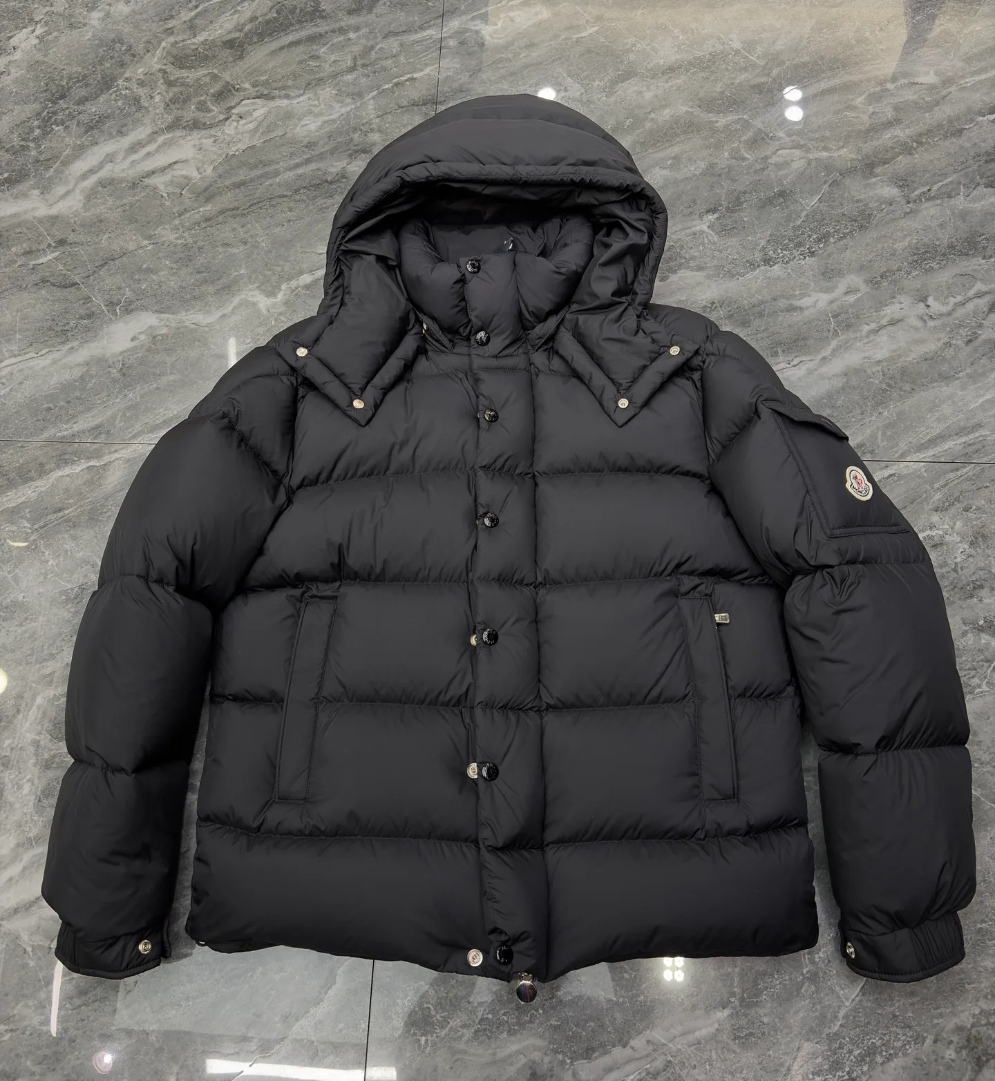 Куртки И Пуховики Мужские Moncler 17568684
