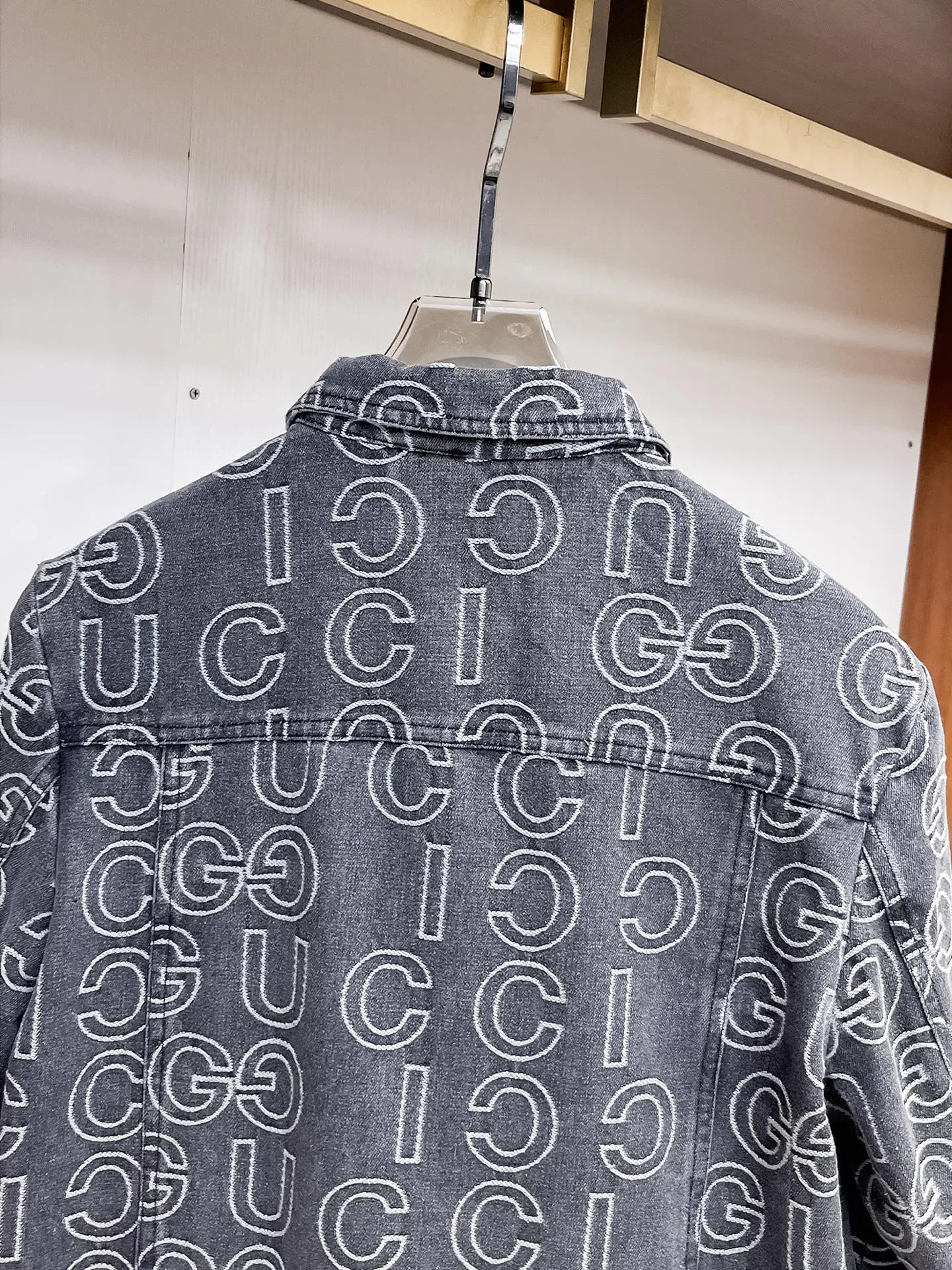 Куртки И Пуховики Мужские Gucci 18197226