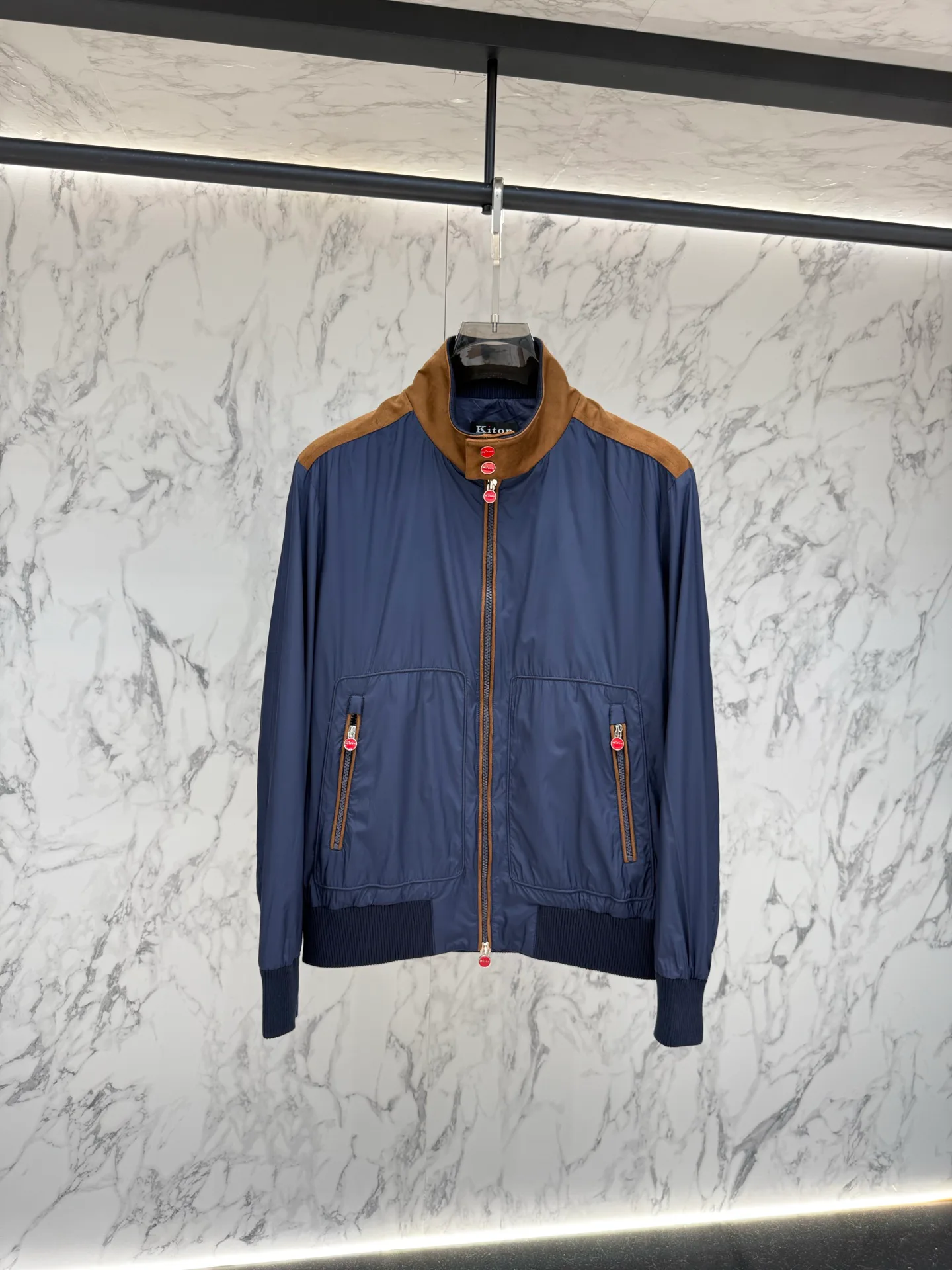 Куртки И Пуховики Мужские Kiton 11164578