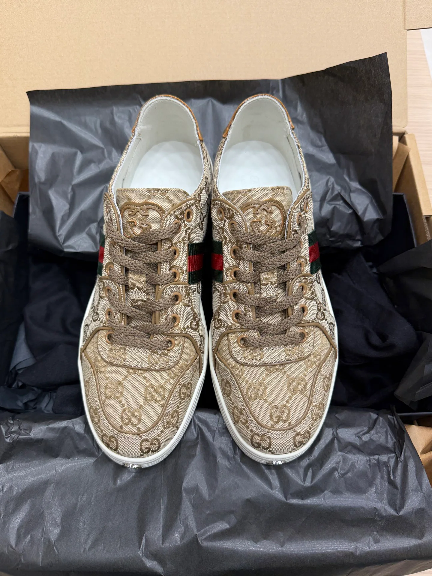 Кроссовки Женские Gucci 18995131