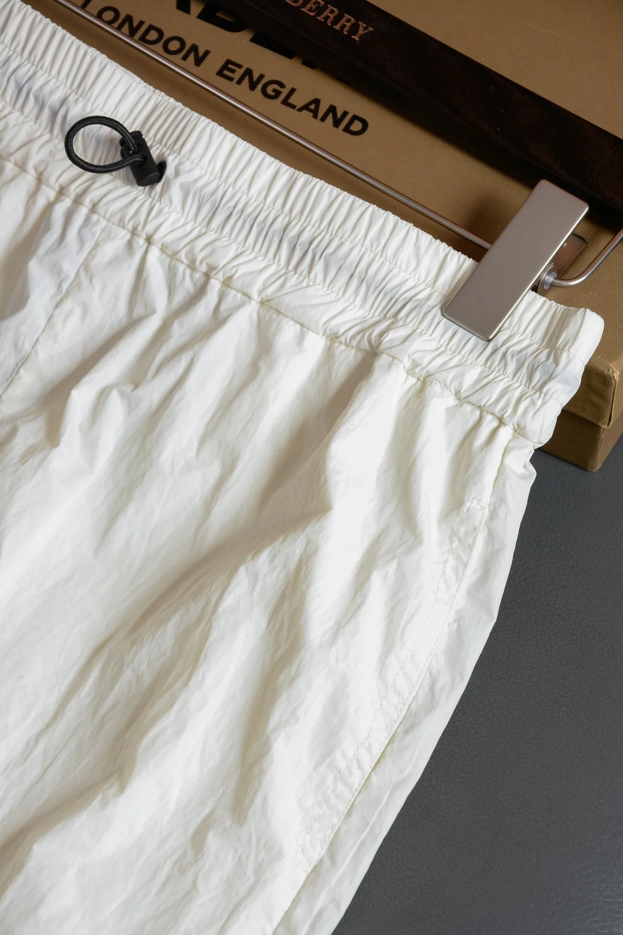 Шорты Мужские Burberry 13432877