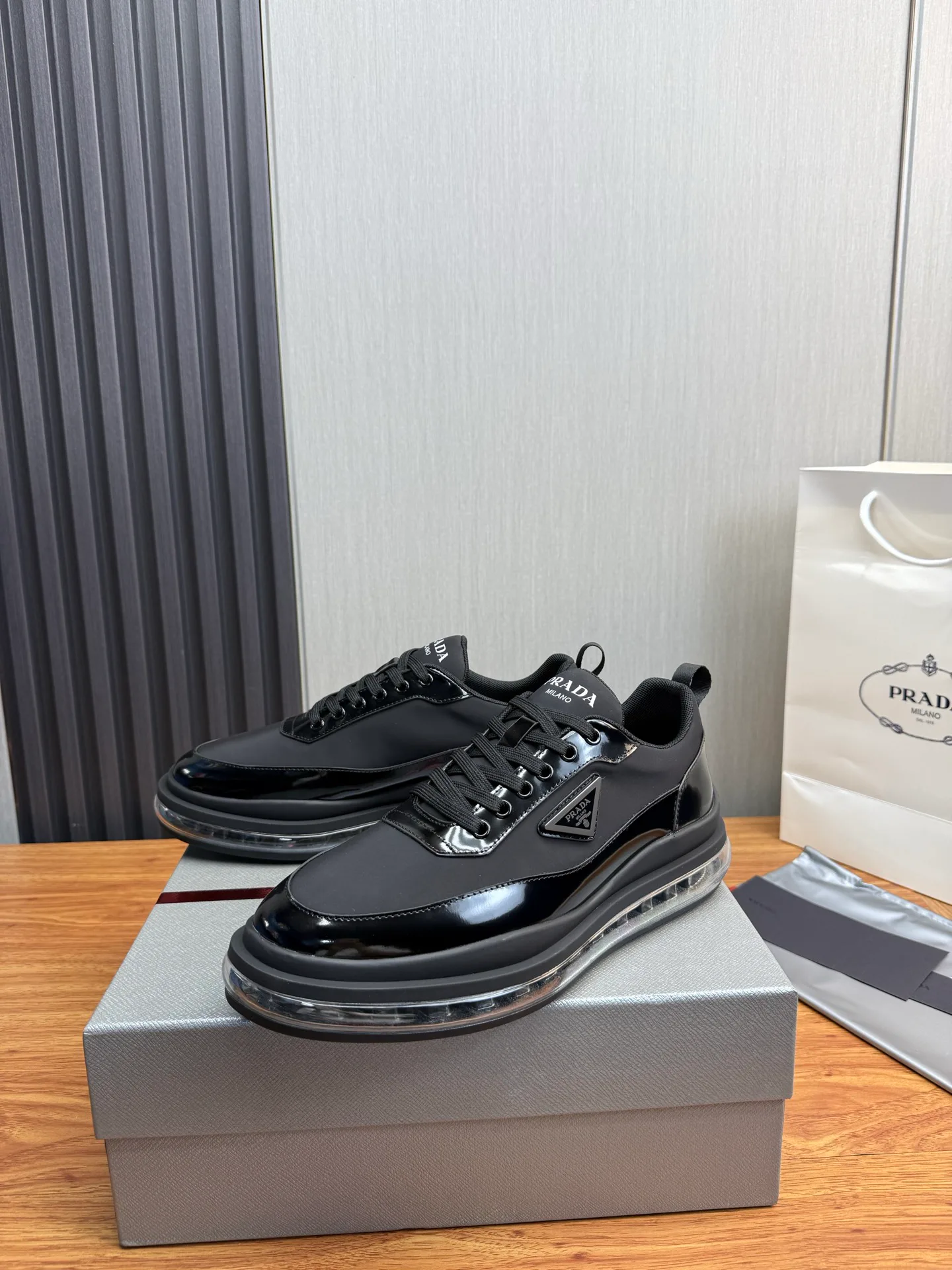 Кроссовки Мужские Prada 12725449