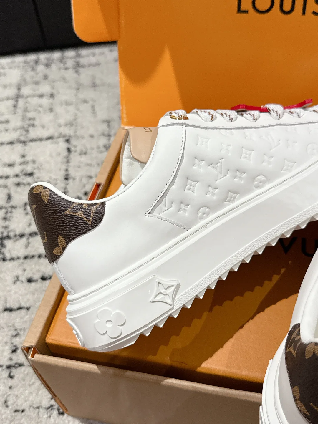 Кроссовки Женские Louis Vuitton 11214843