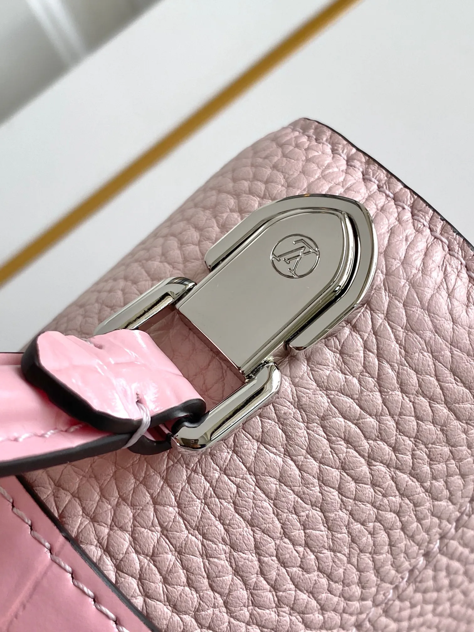 Сумки На Ремне Женские Louis Vuitton 29499