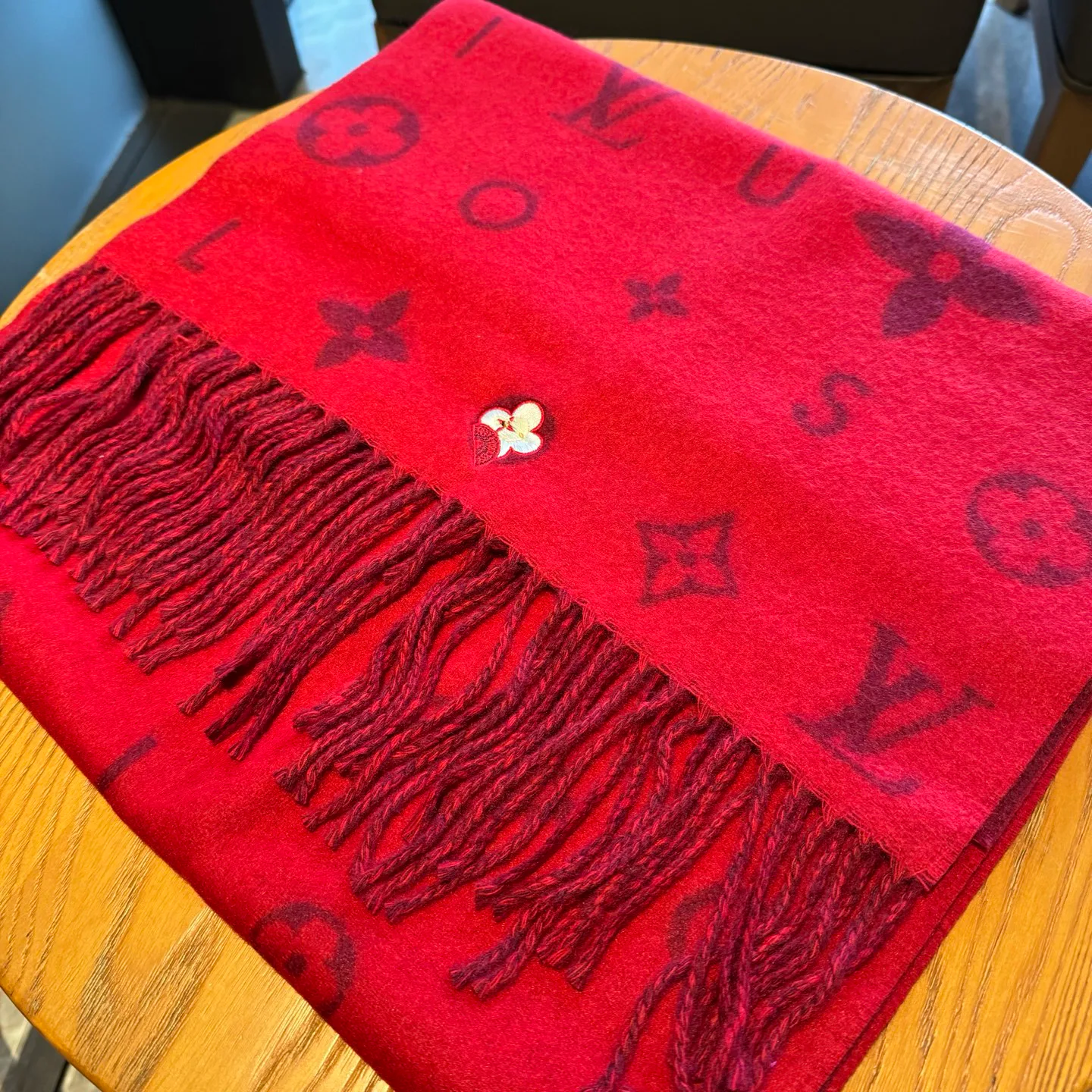 Шарфы Louis Vuitton 1116076