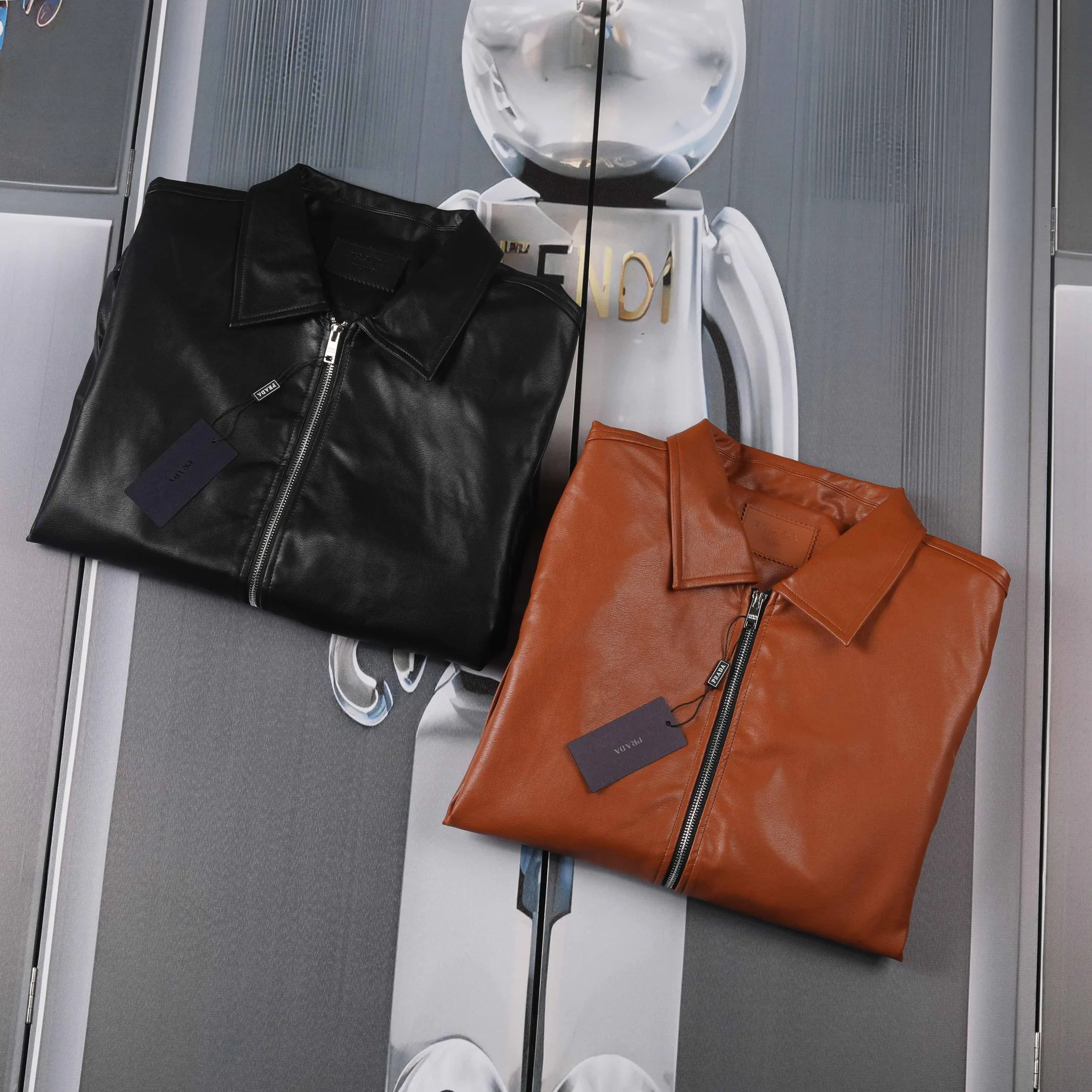 Кожаные Куртки И Дублёнки Мужские Prada 3003