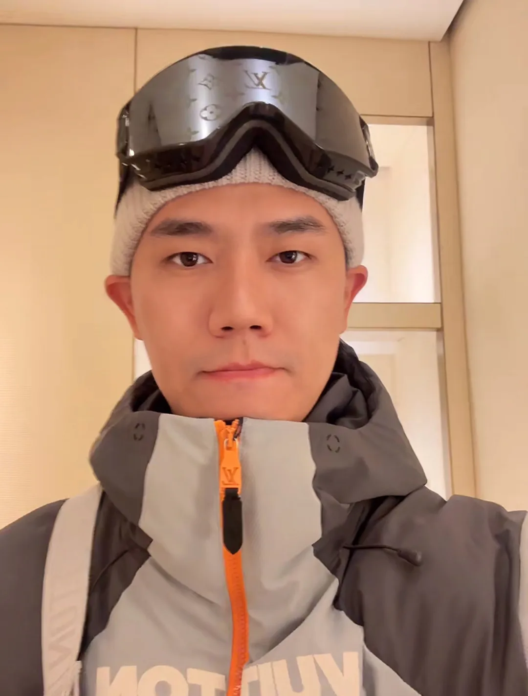 Куртки И Пуховики Мужские Louis Vuitton 433315