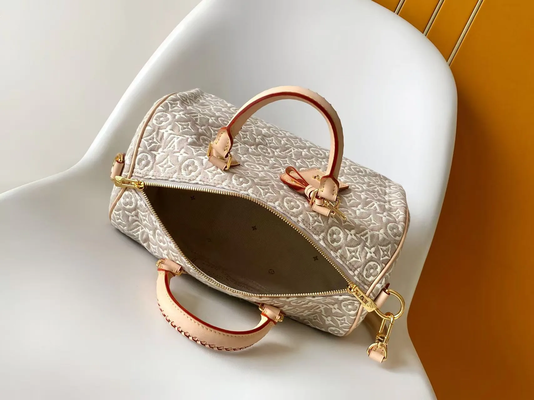 Классические Сумки Женские Louis Vuitton 17428090