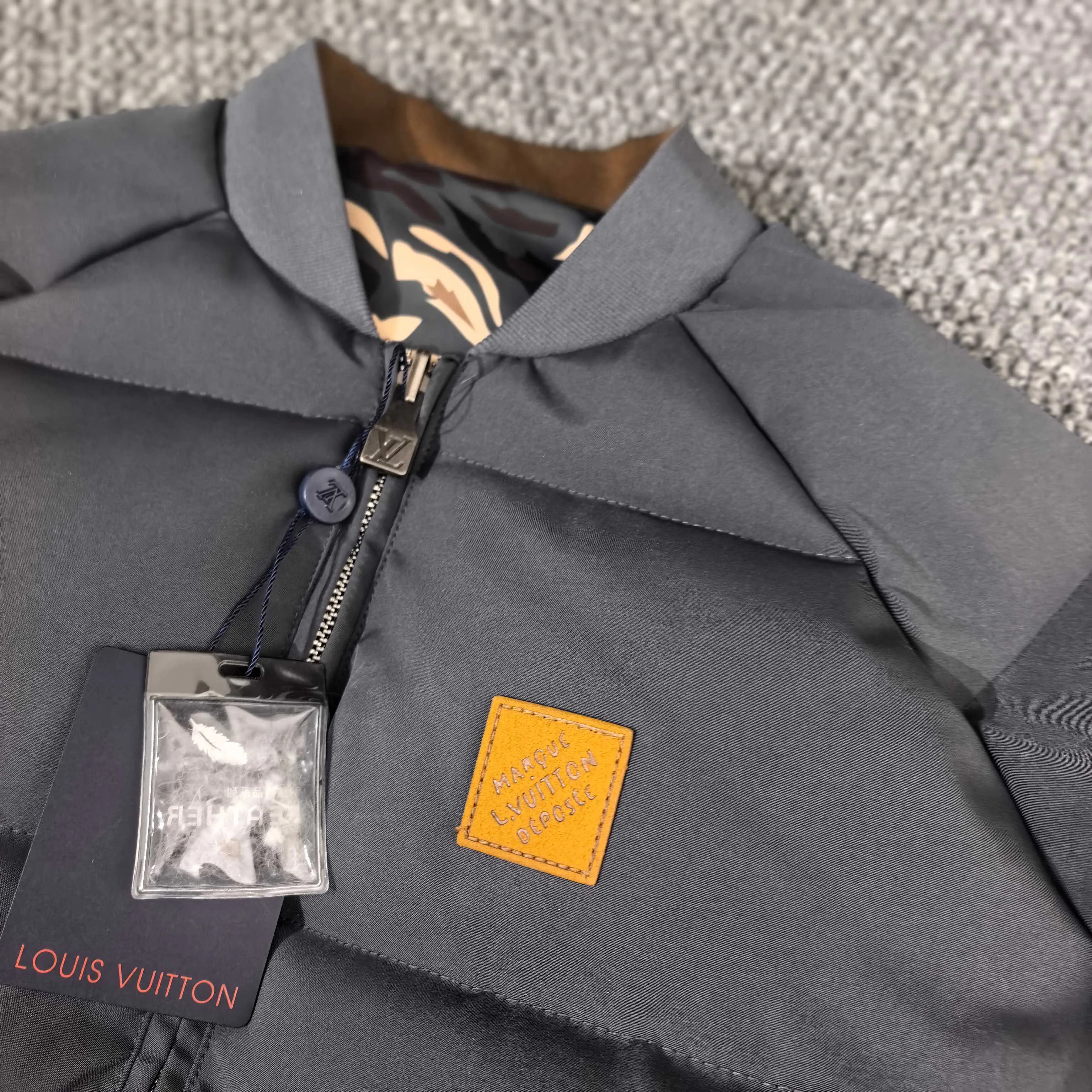 Куртки И Пуховики Женские Louis Vuitton 816393