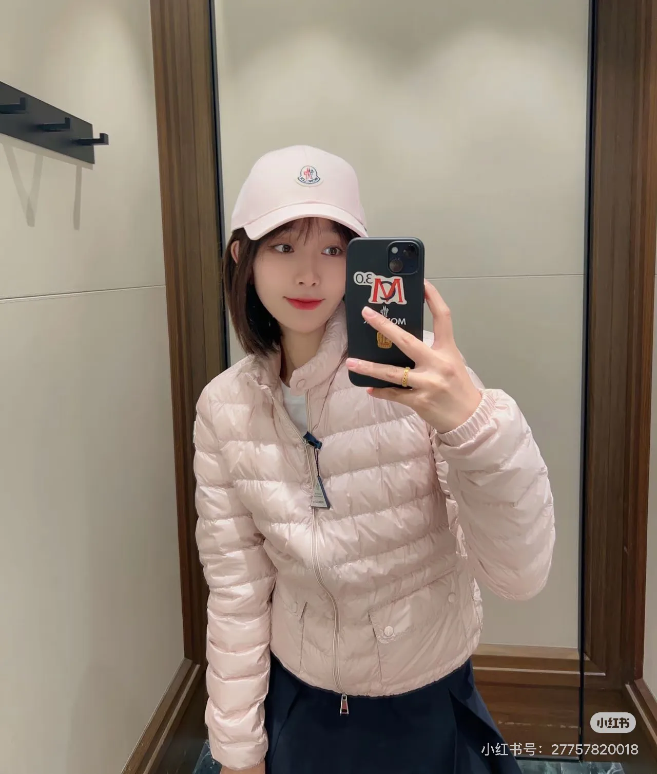 Куртки И Пуховики Женские Moncler 18402505