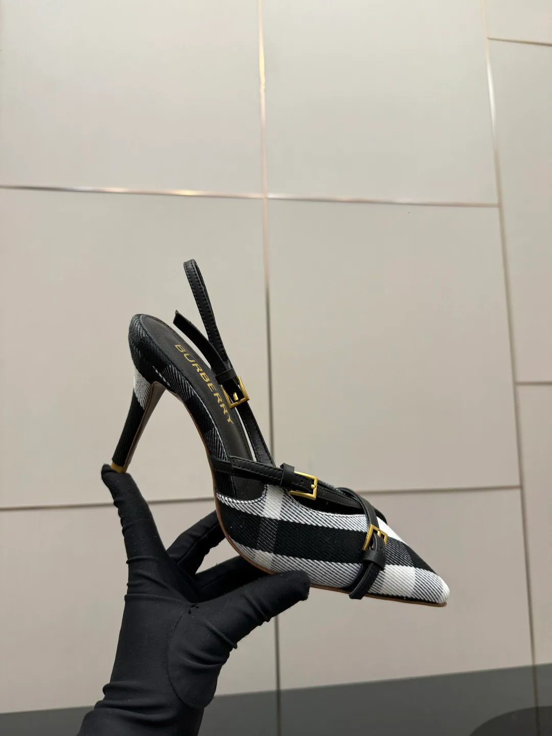 Туфли Женские Burberry 11336458