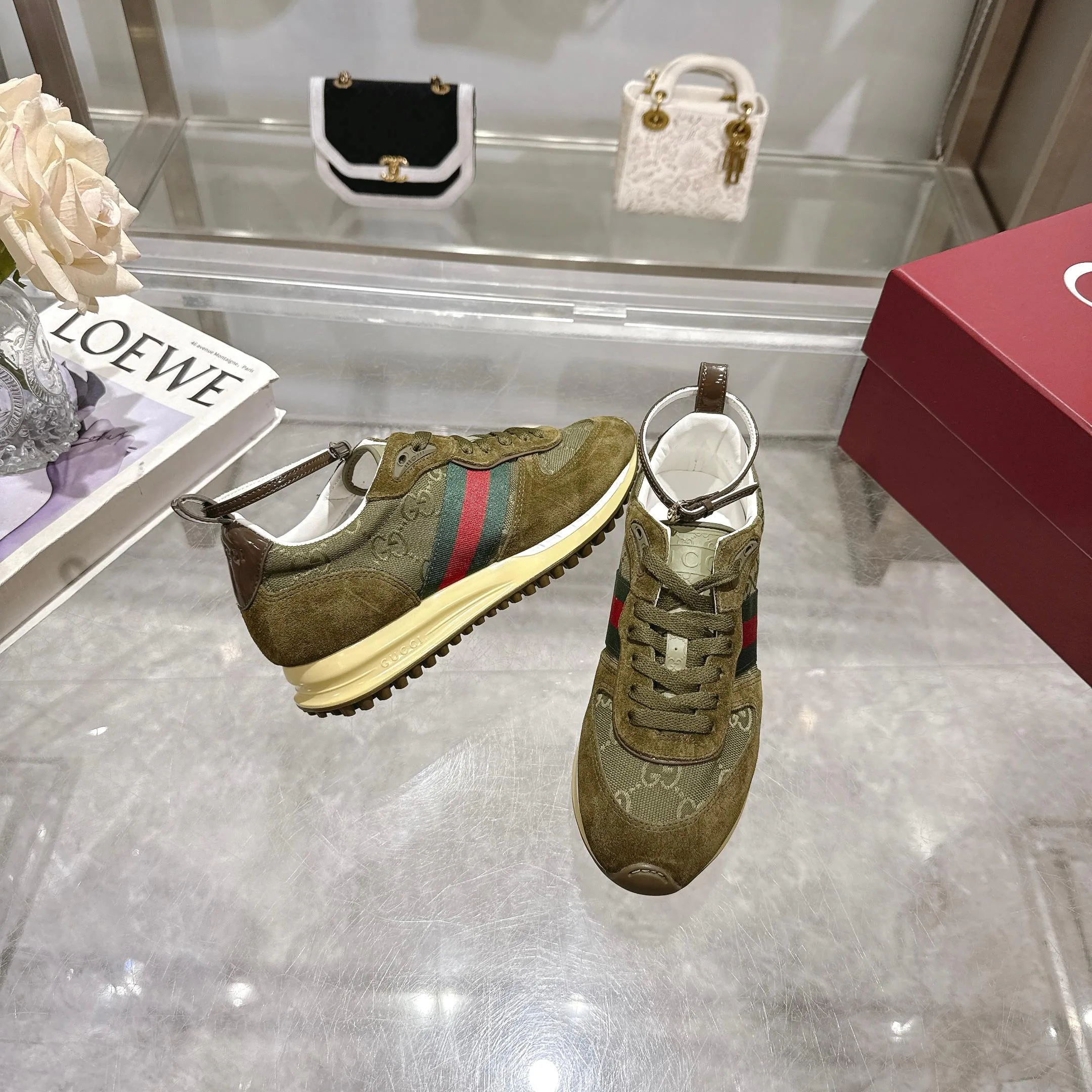 Кроссовки Женские Gucci 1259644