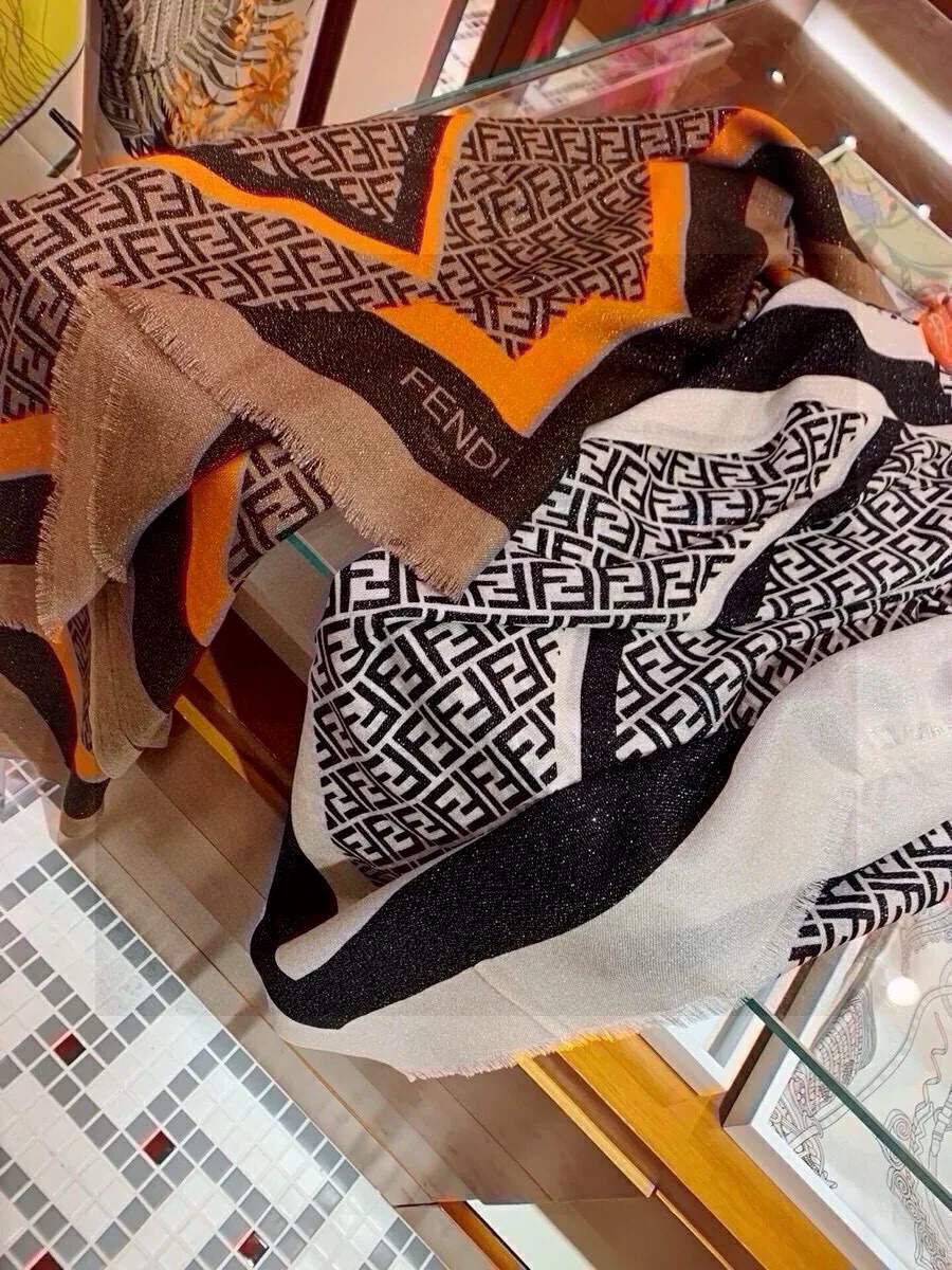 Шарфы Fendi 262375