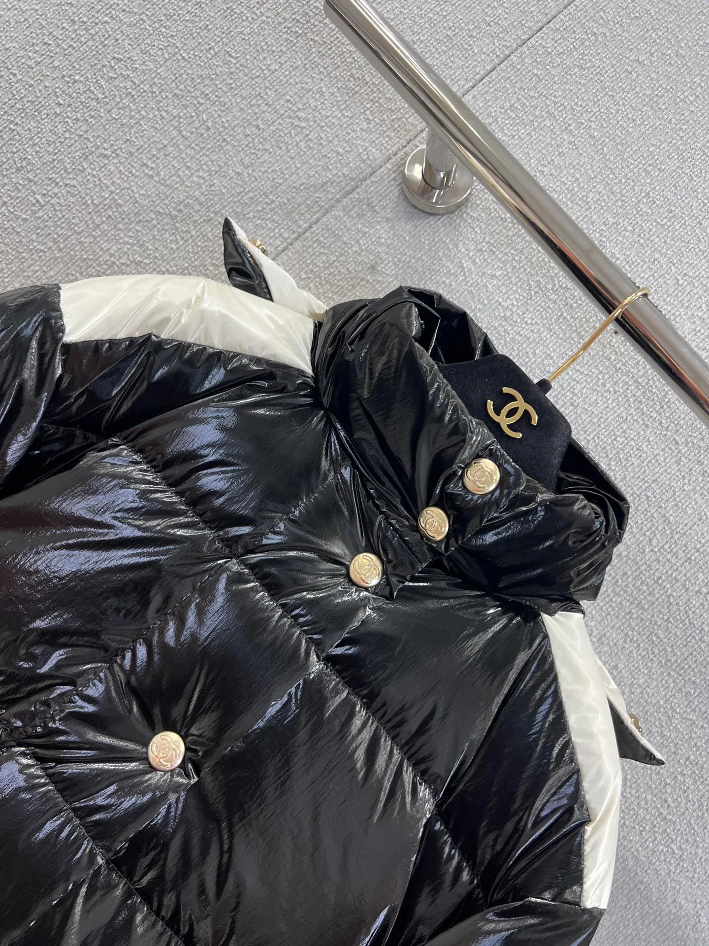 Куртки И Пуховики Женские Chanel 442335