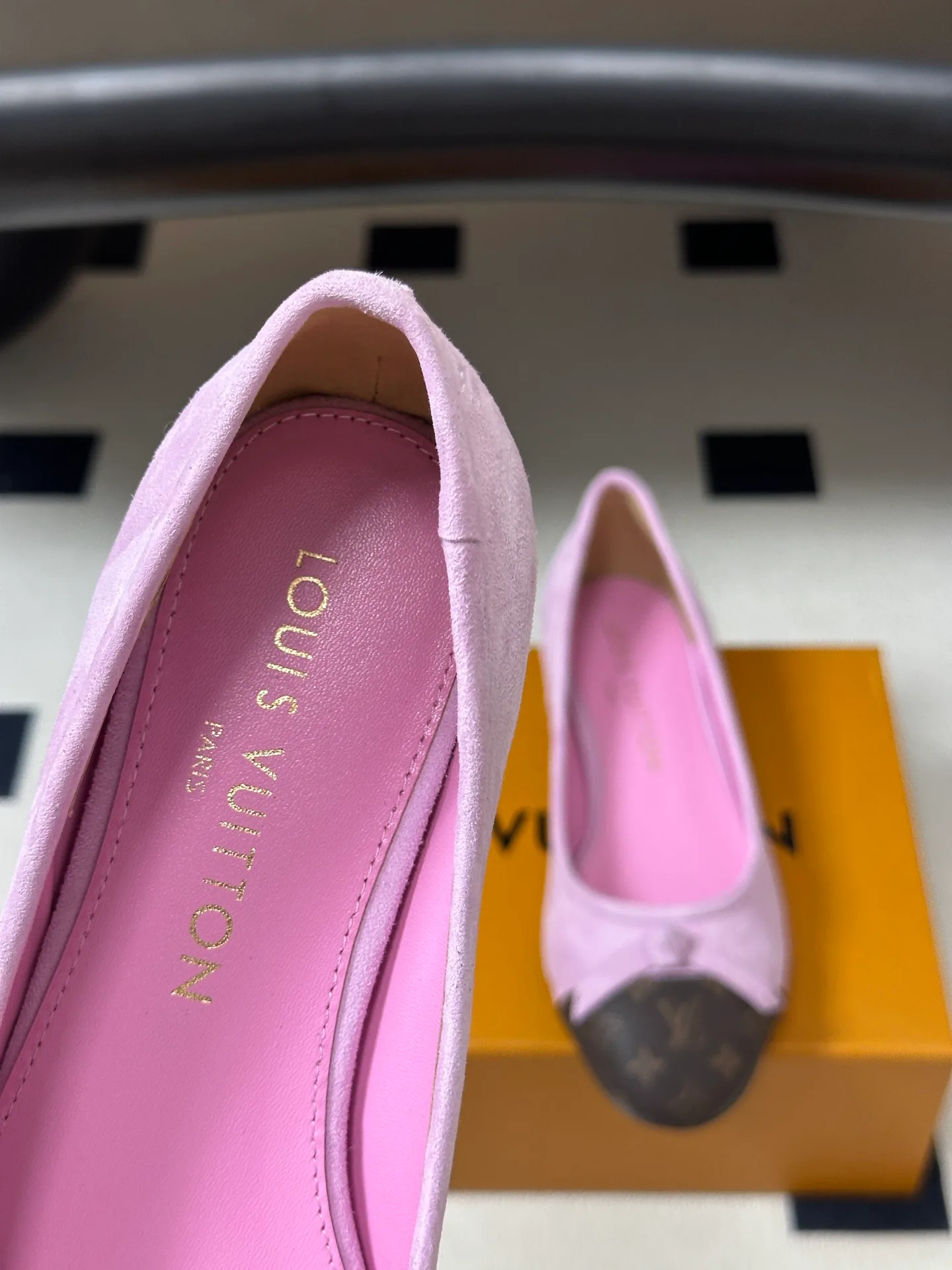 Балетки Женские Louis Vuitton 18049408