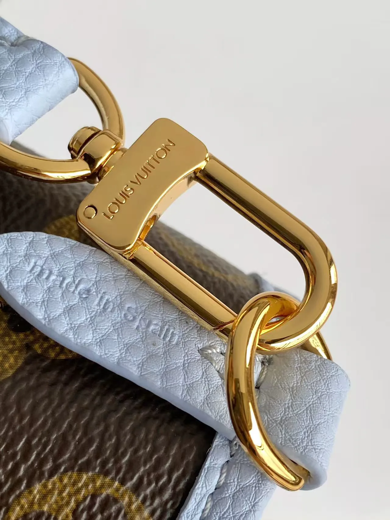 Классические Сумки Женские Louis Vuitton 17483327